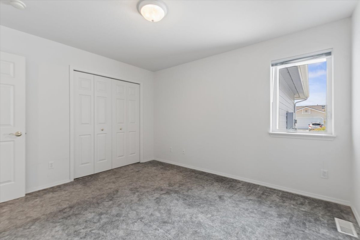 151 E Nicklaus Avenue Property Photo 24