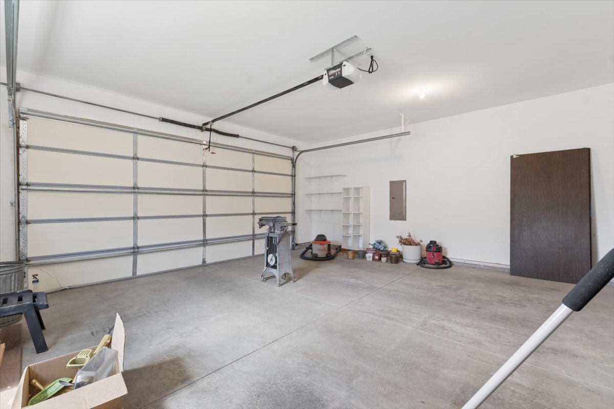 151 E Nicklaus Avenue Property Photo 32