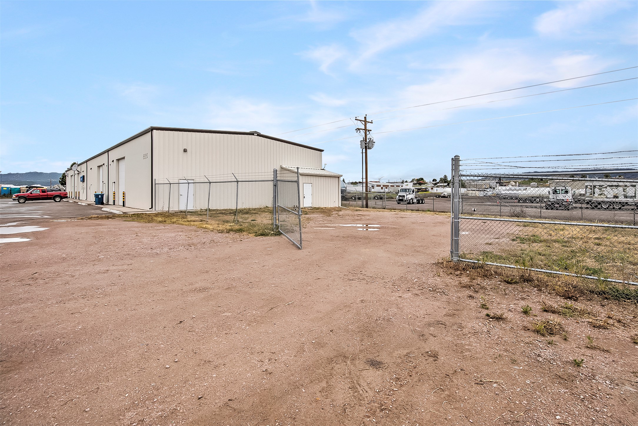 6950 Train Bridge Loop Property Photo 8