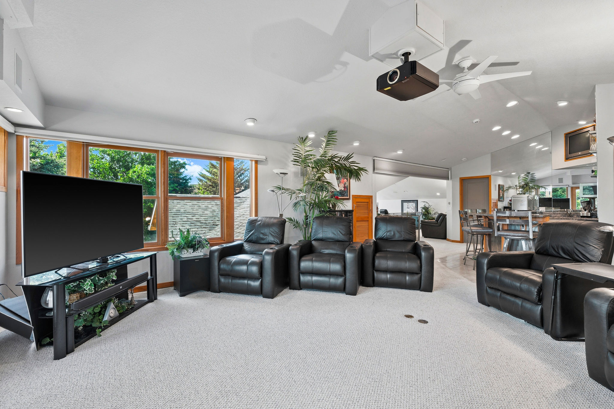 229 Harbor Drive Property Photo 37