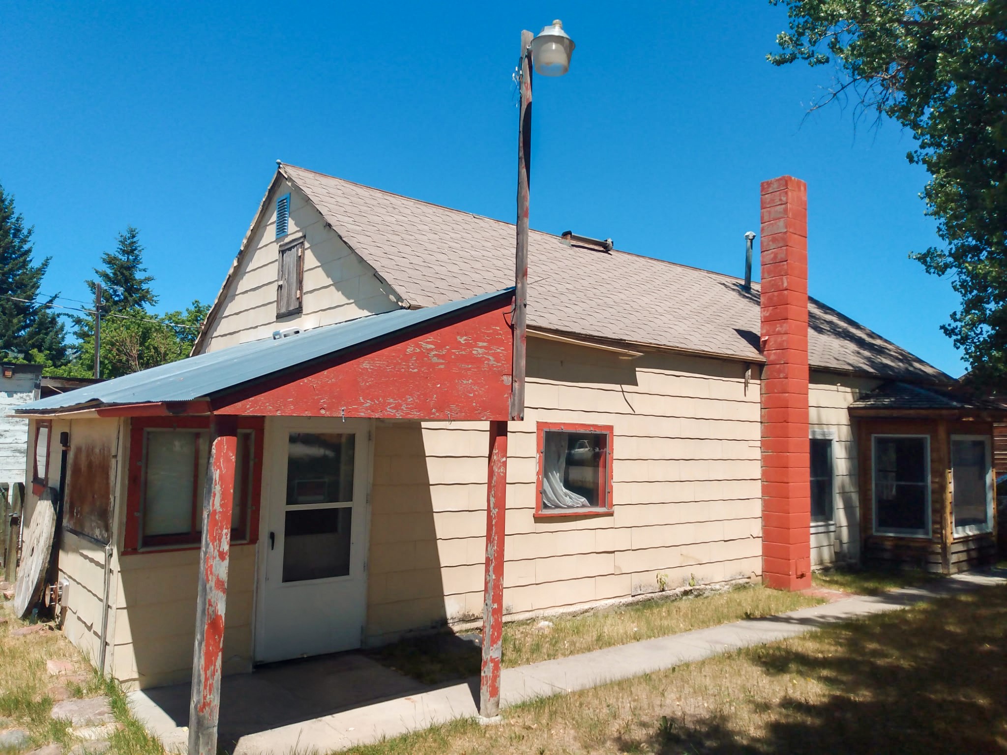 313 Main Street Property Photo 2