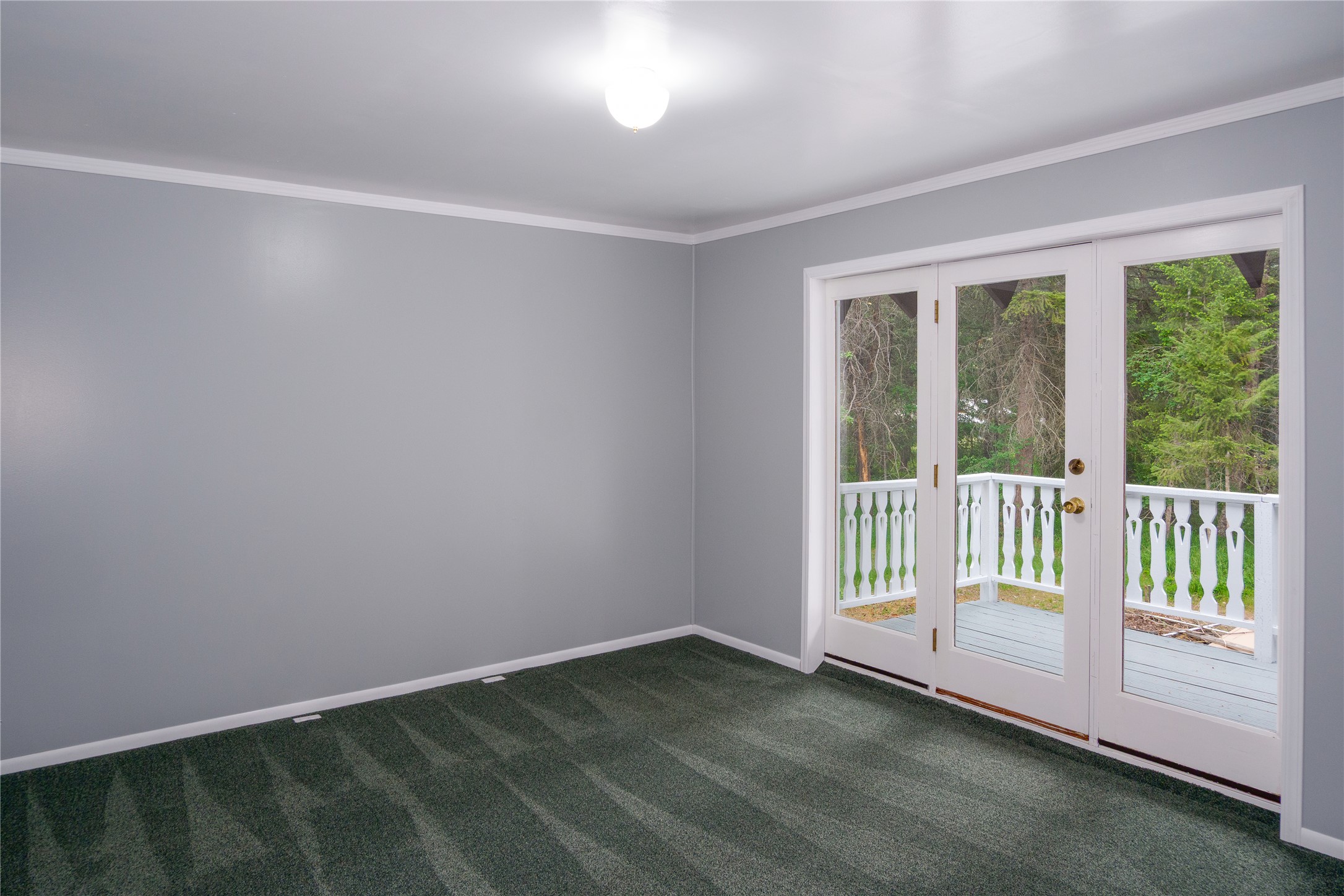 202 Honeysuckle Lane Property Photo 6