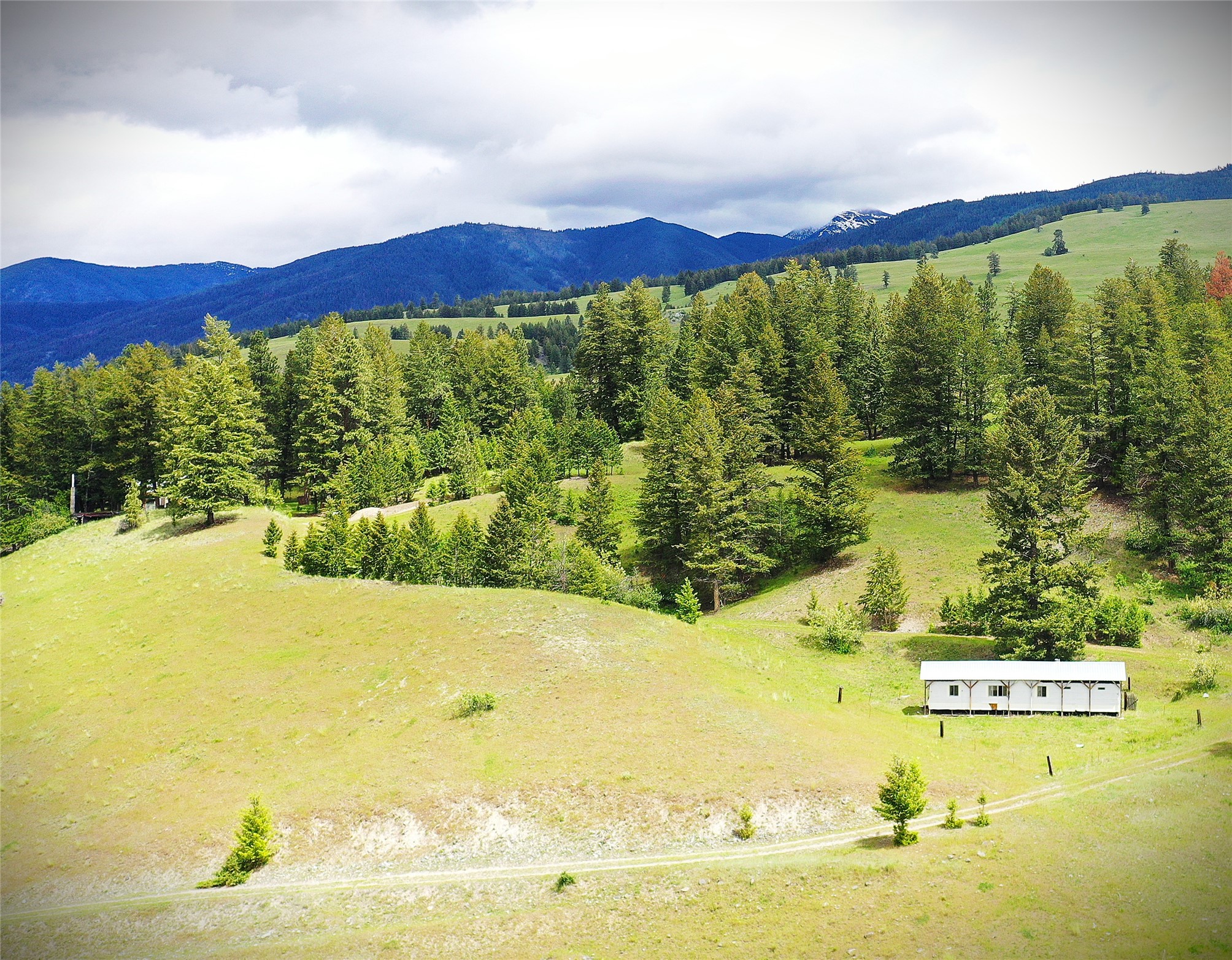 6642 Us Highway 93 N Property Photo 3
