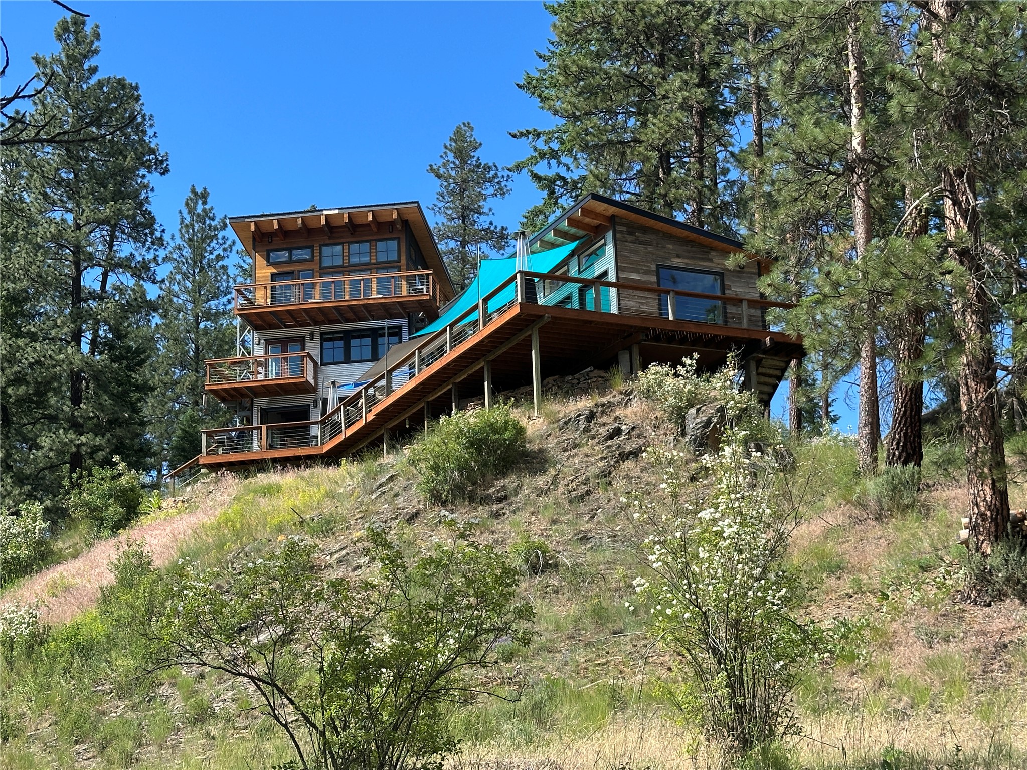 2286 Blue Slide Road Property Photo 4