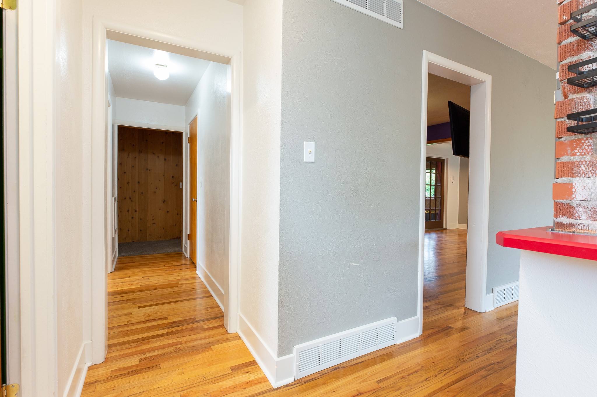 1732 Defoe Street Property Photo 31