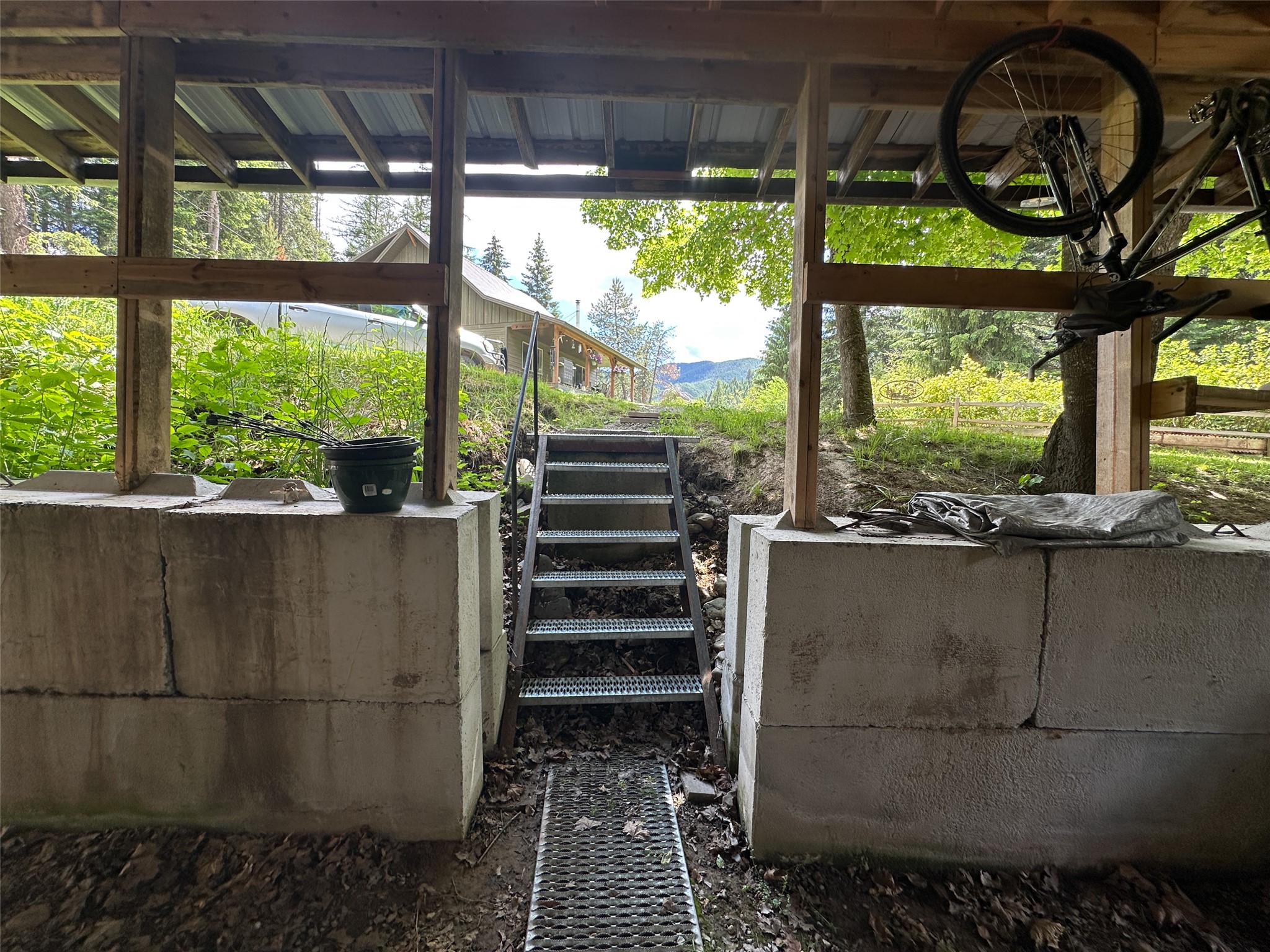 2 Starvation Lane Property Photo 47