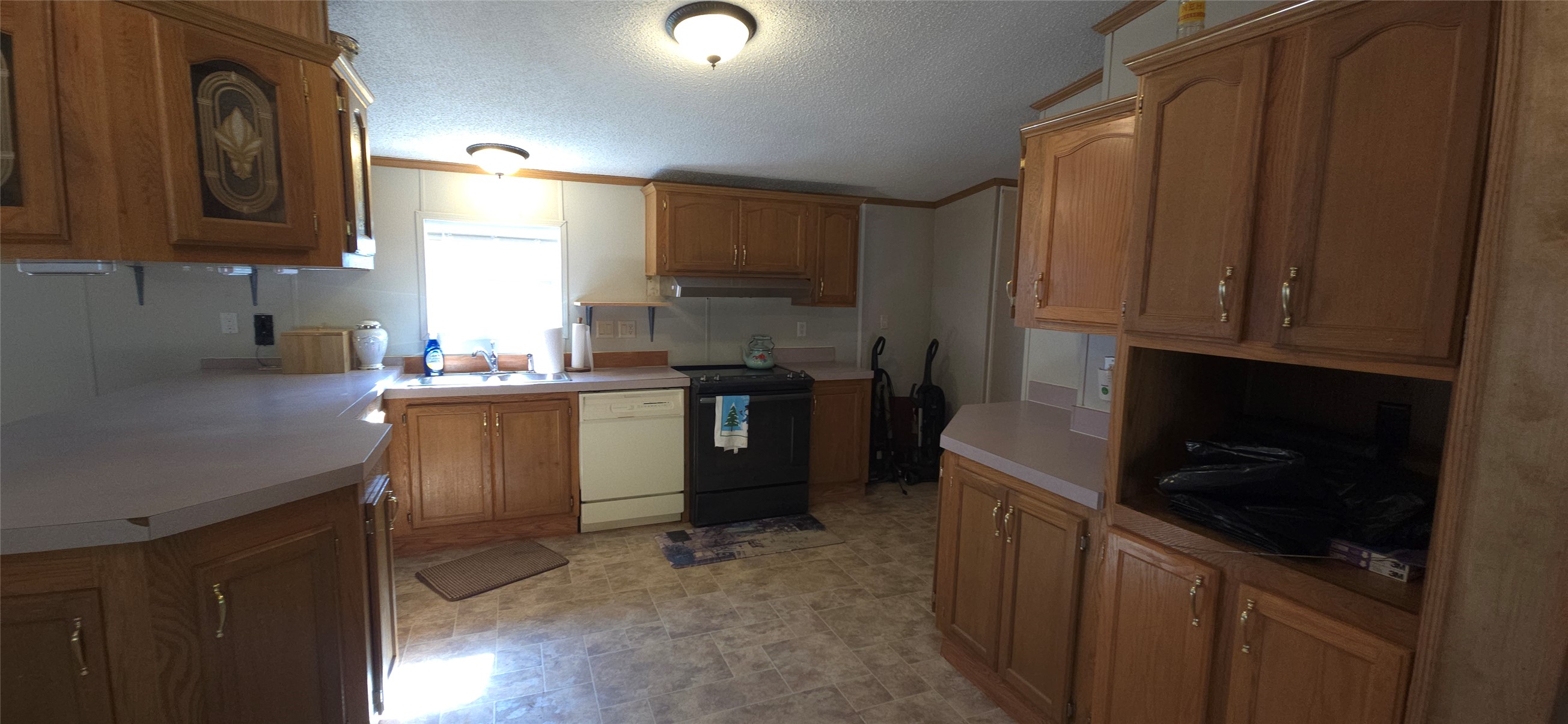 932 N 4th Street Property Photo 9