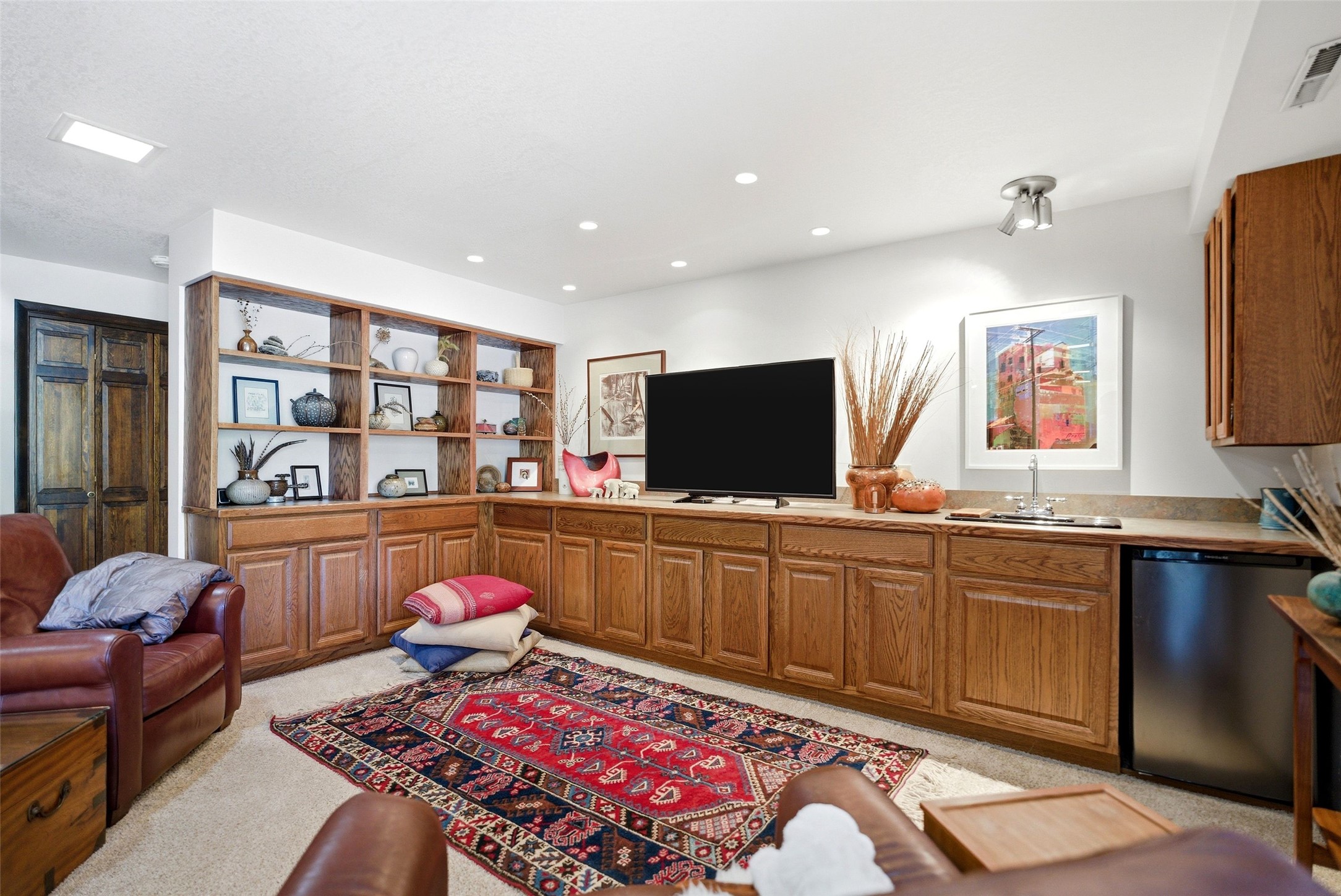 5545 Skyway Drive Property Photo 37