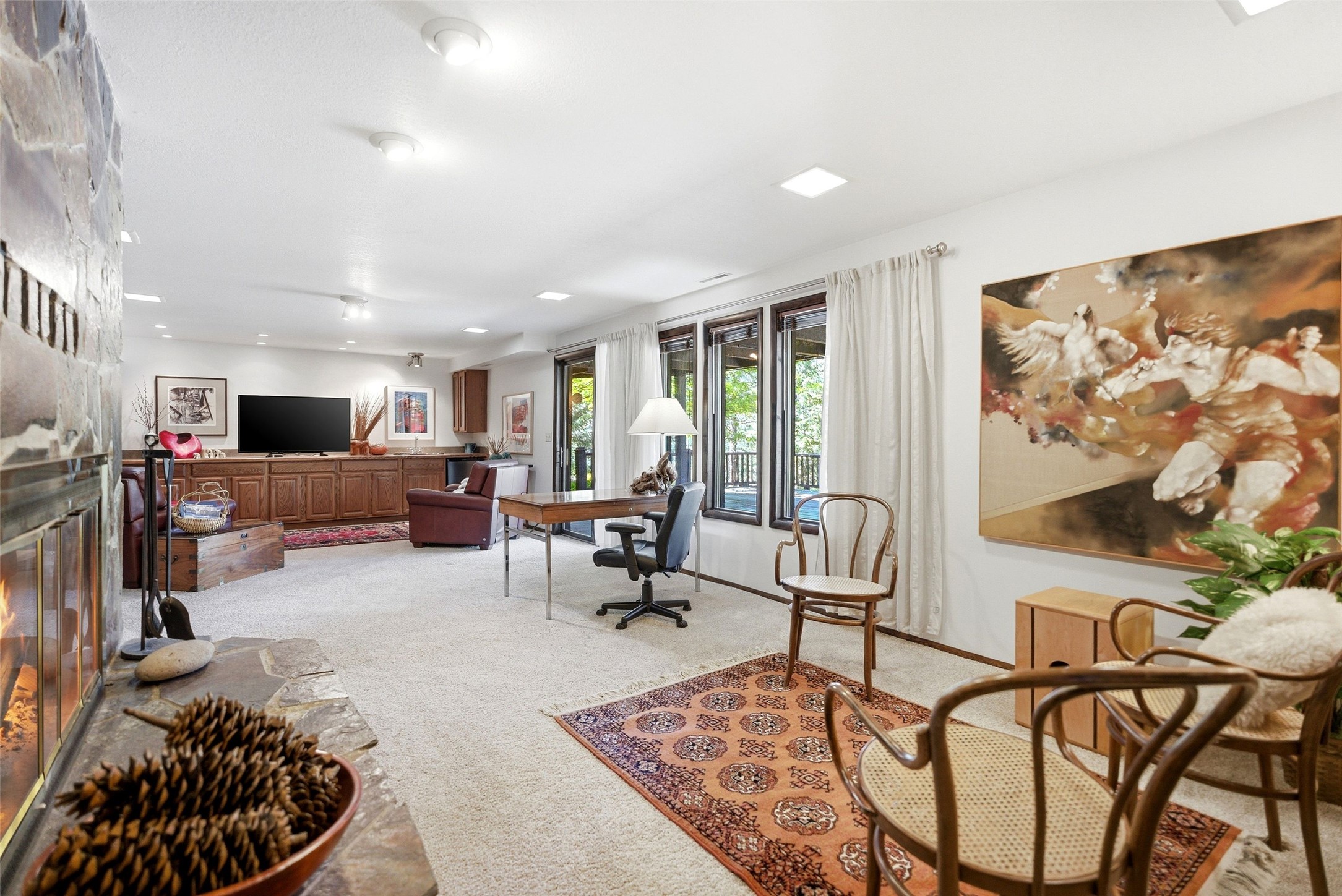 5545 Skyway Drive Property Photo 43