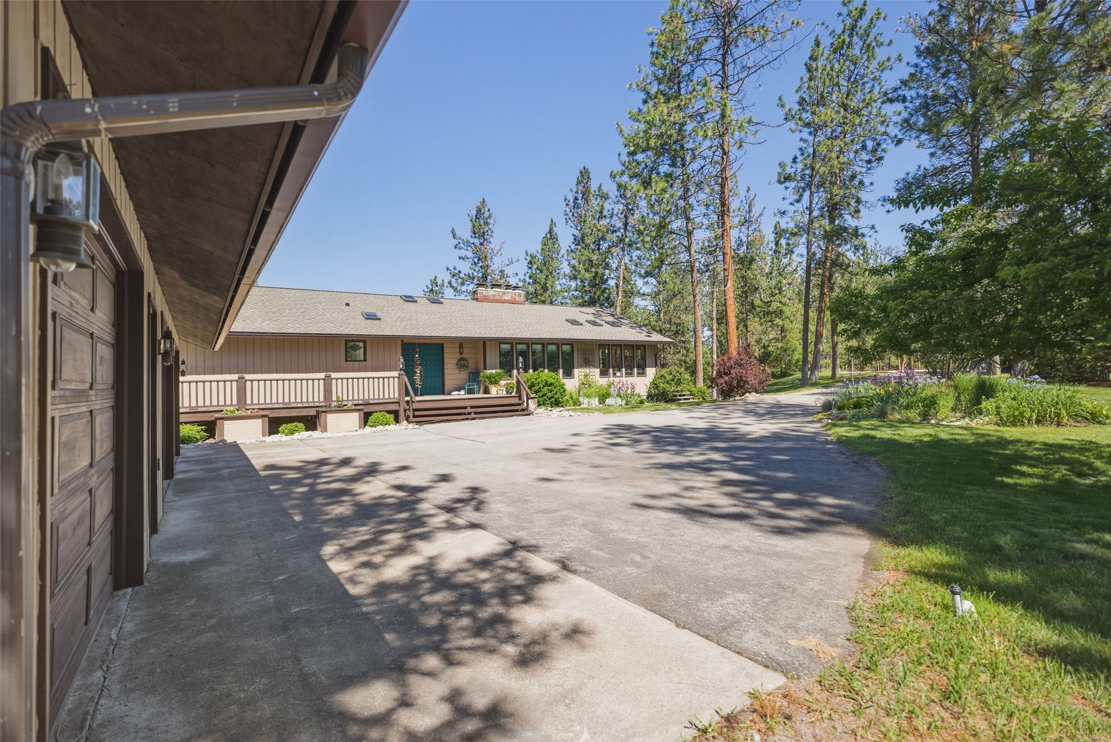 5545 Skyway Drive Property Photo 76