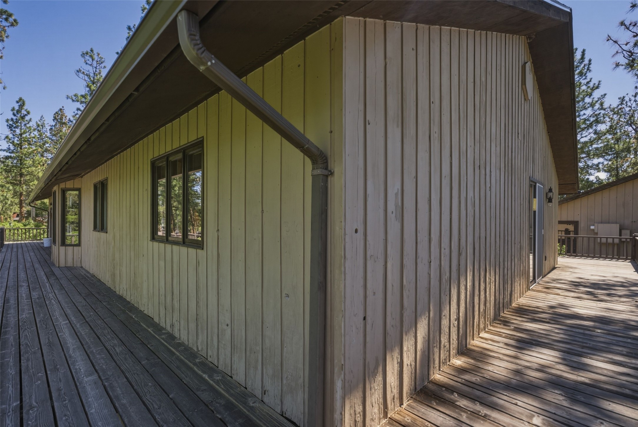 5545 Skyway Drive Property Photo 82