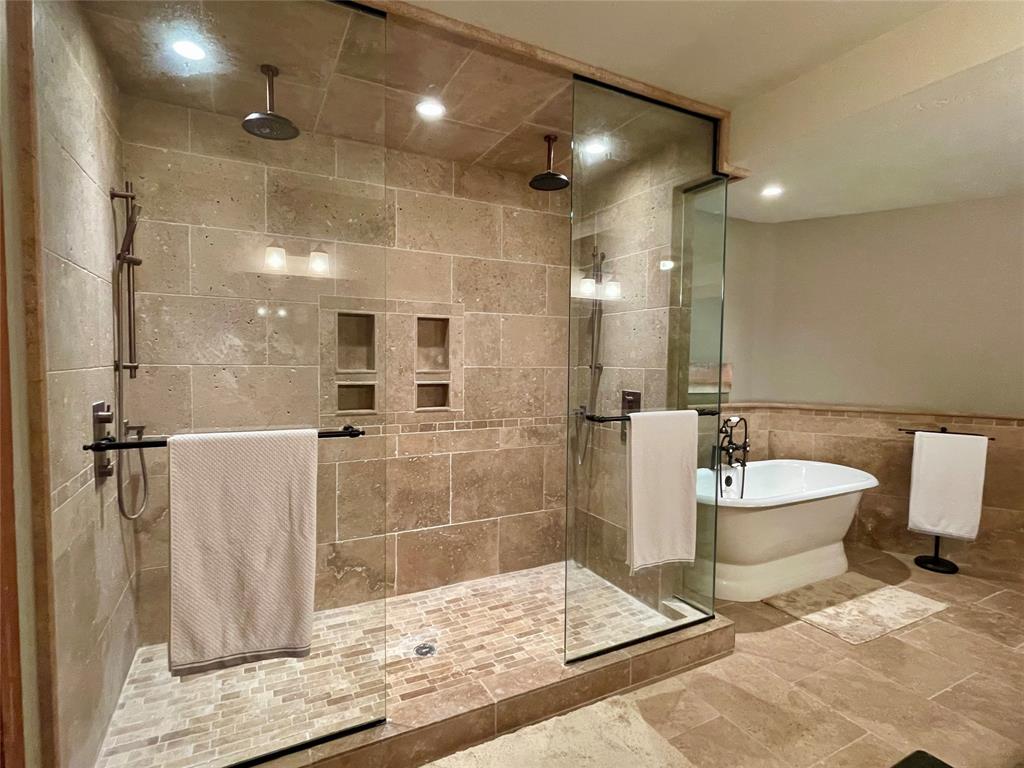 1725 Lion Mountain Drive Property Photo 29