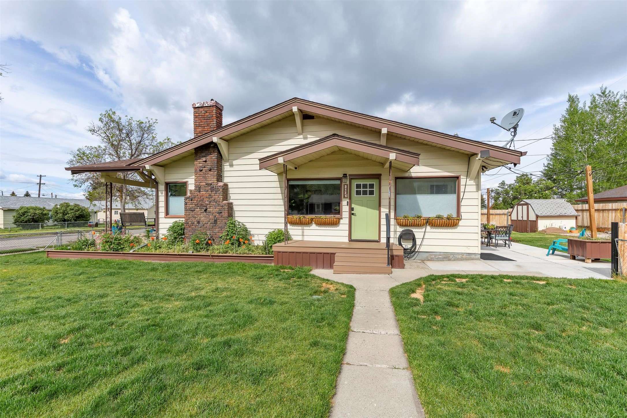 3121 State Street Property Photo 6
