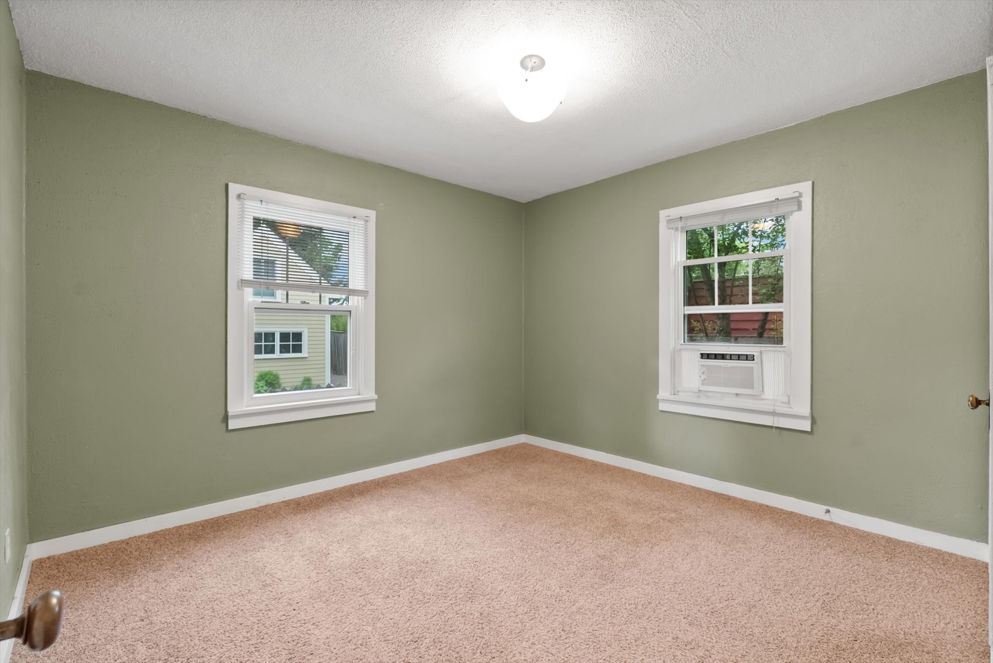 141 Hastings Avenue Property Photo 26