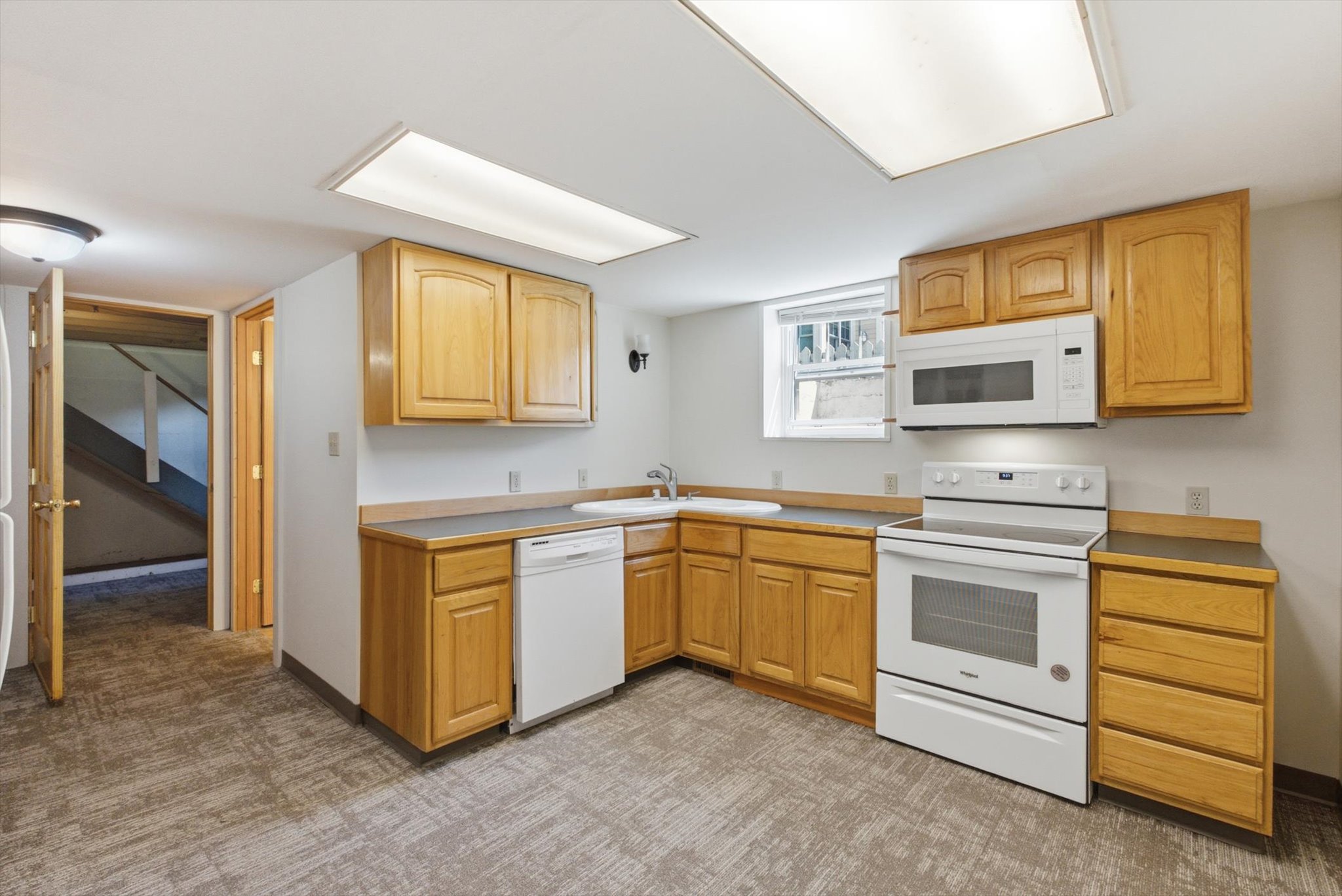 141 Hastings Avenue Property Photo 35