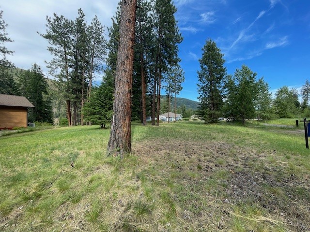 Ukn Riverside Drive Property Photo 5