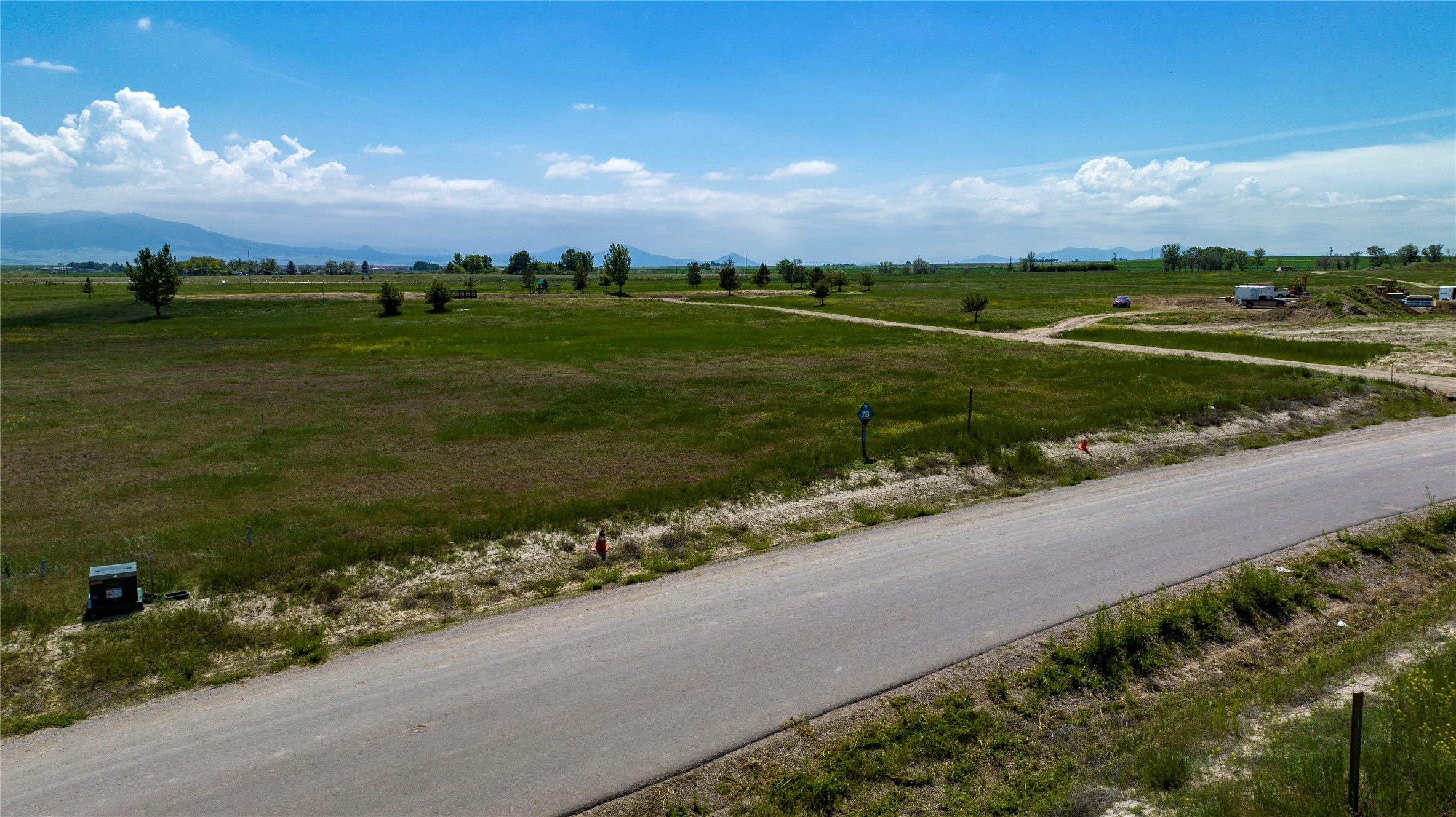 5494 Fireweed Loop Property Photo 4