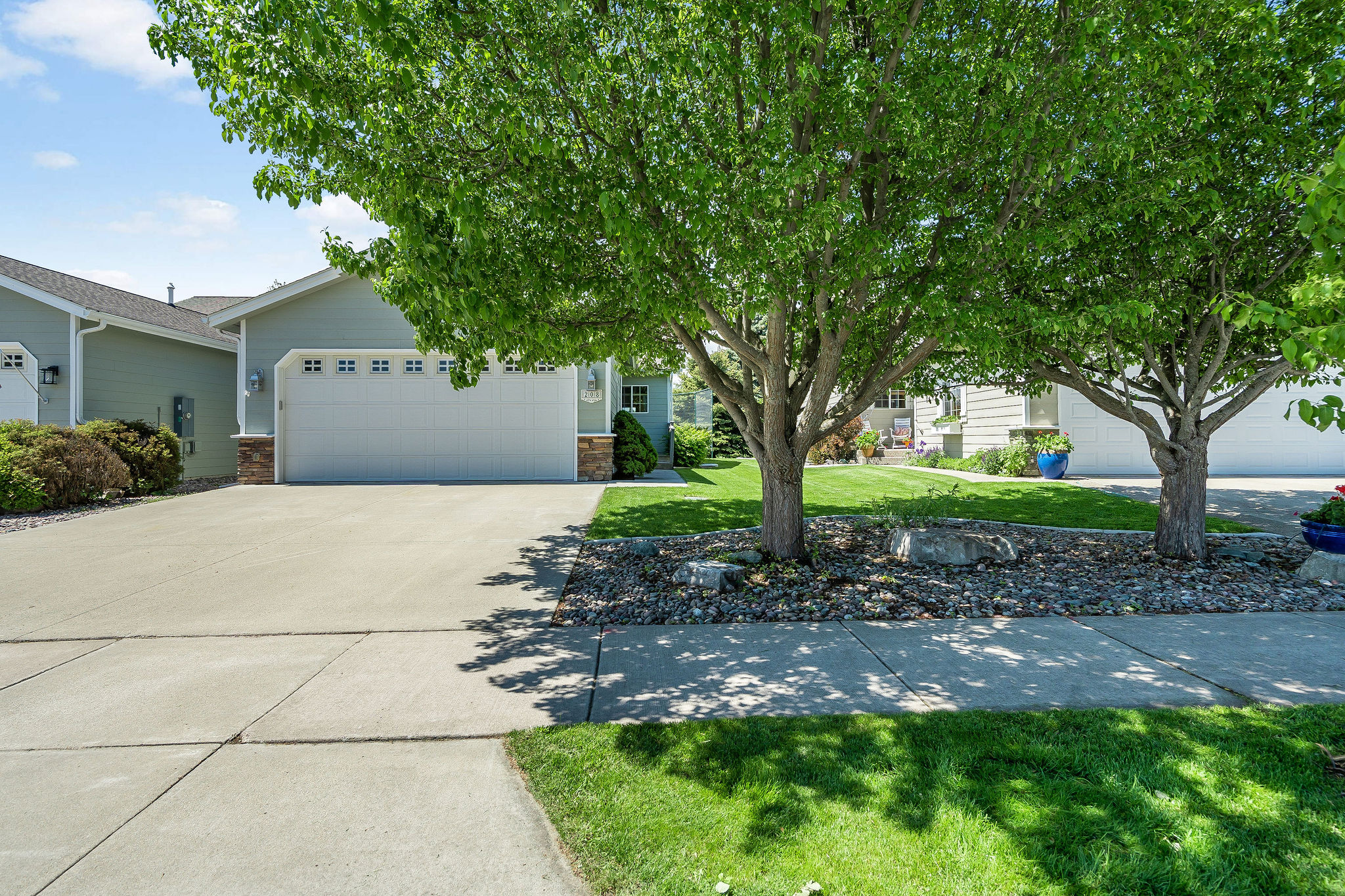 208 E Nicklaus Avenue Property Photo 1