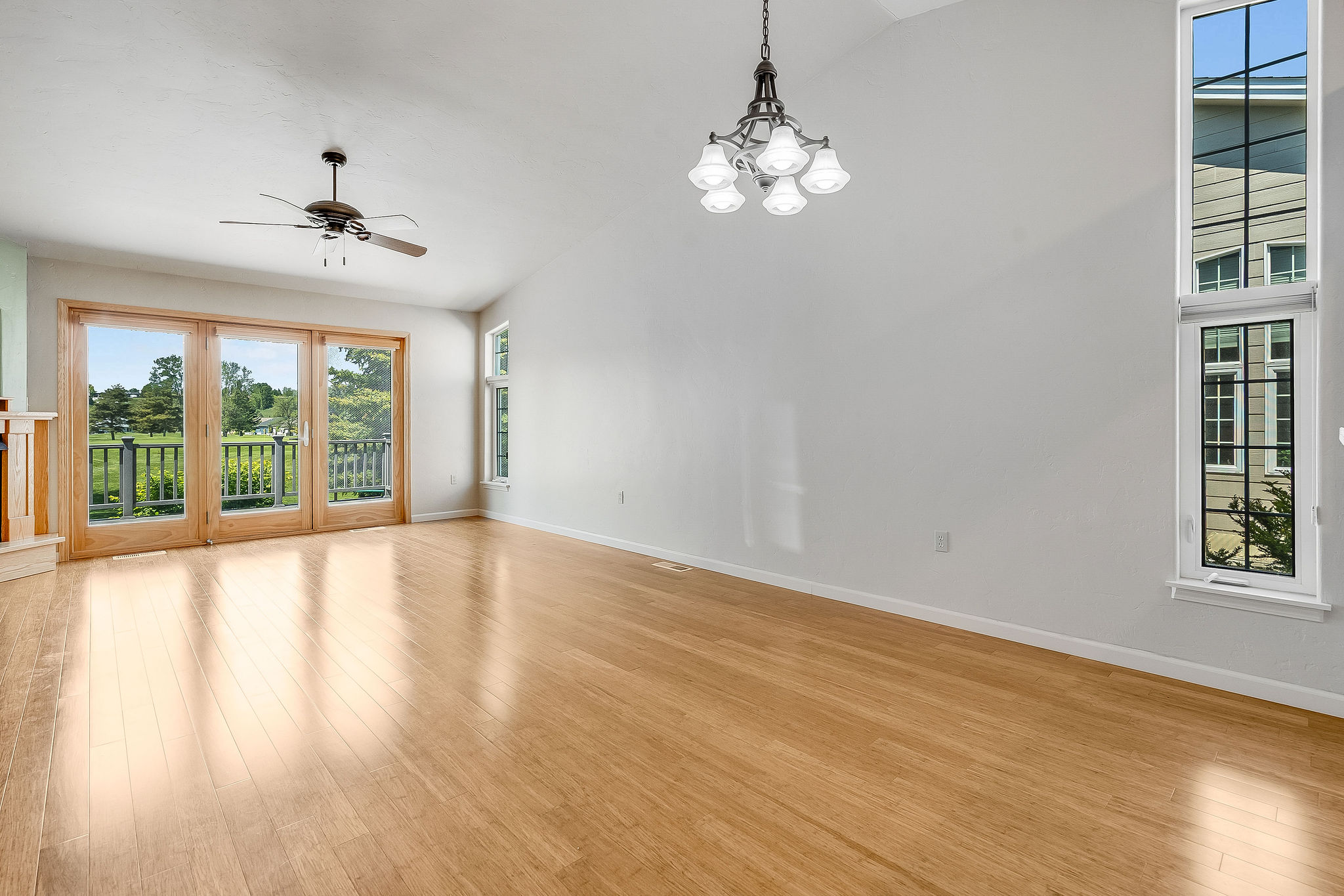 208 E Nicklaus Avenue Property Photo 8