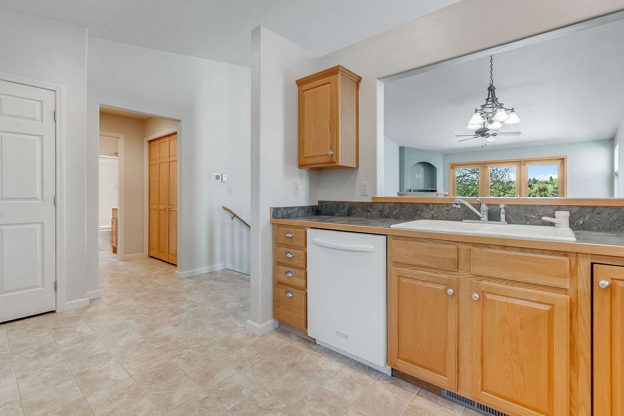 208 E Nicklaus Avenue Property Photo 14