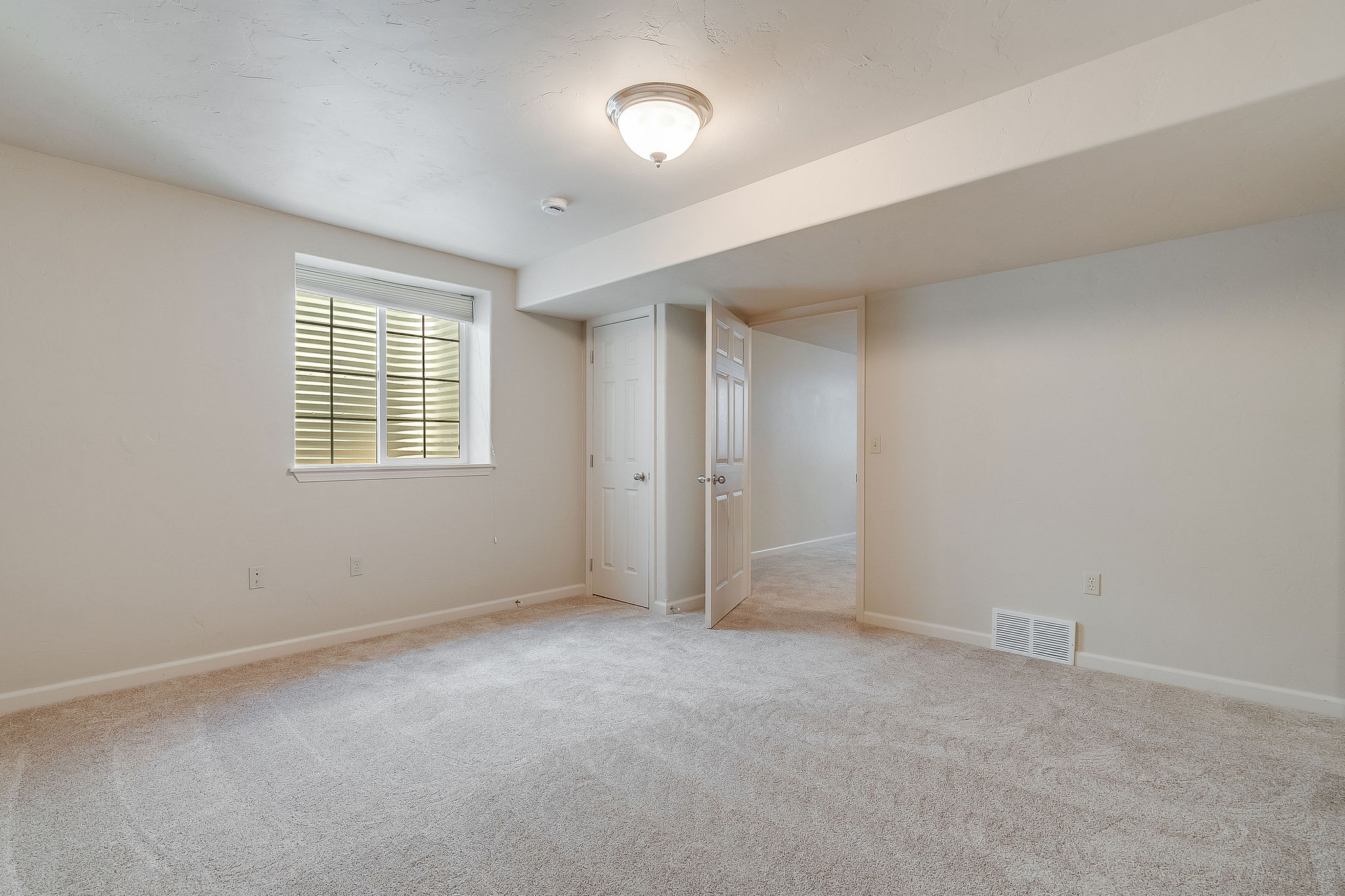 208 E Nicklaus Avenue Property Photo 29