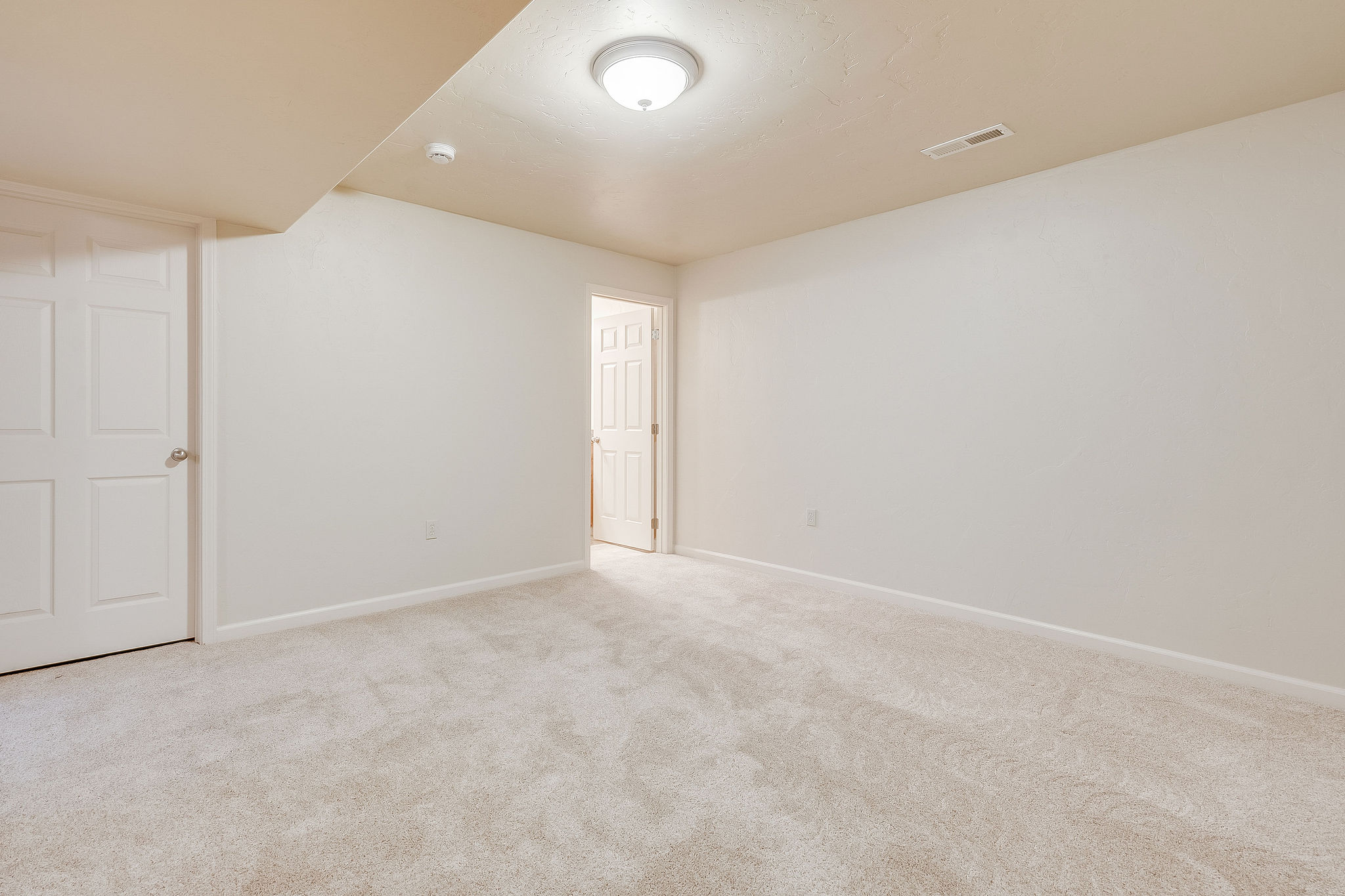 208 E Nicklaus Avenue Property Photo 32