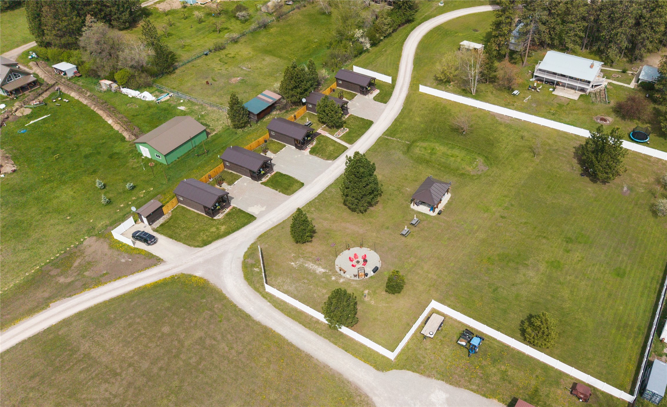 1040 Roost Way Property Photo 7