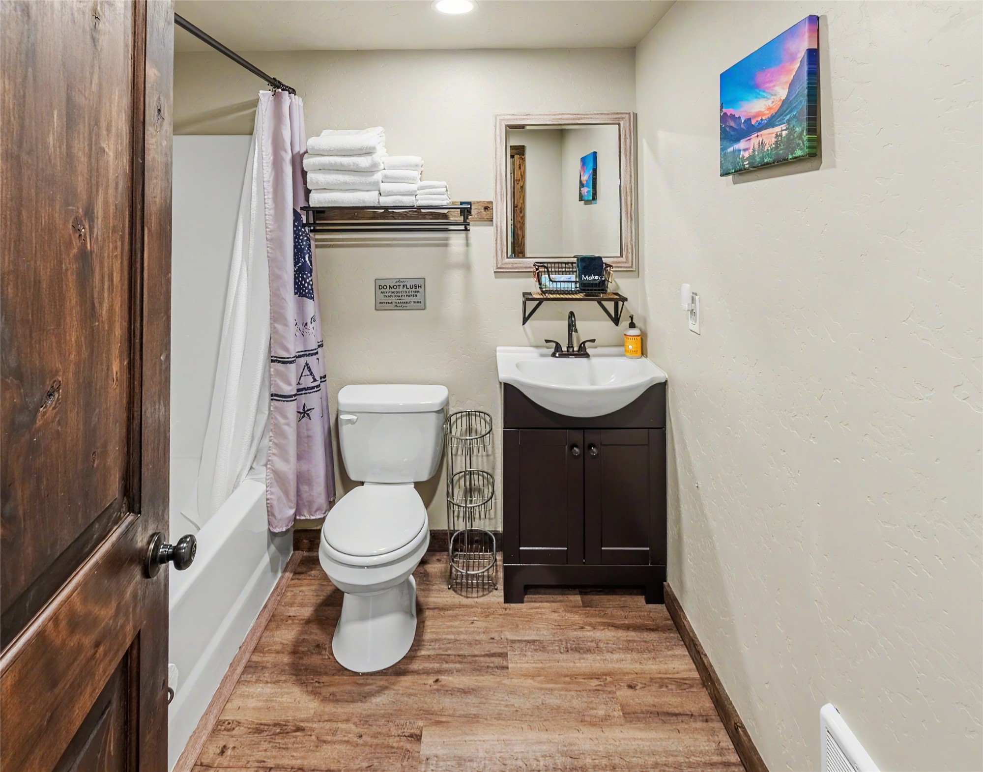 1040 Roost Way Property Photo 14