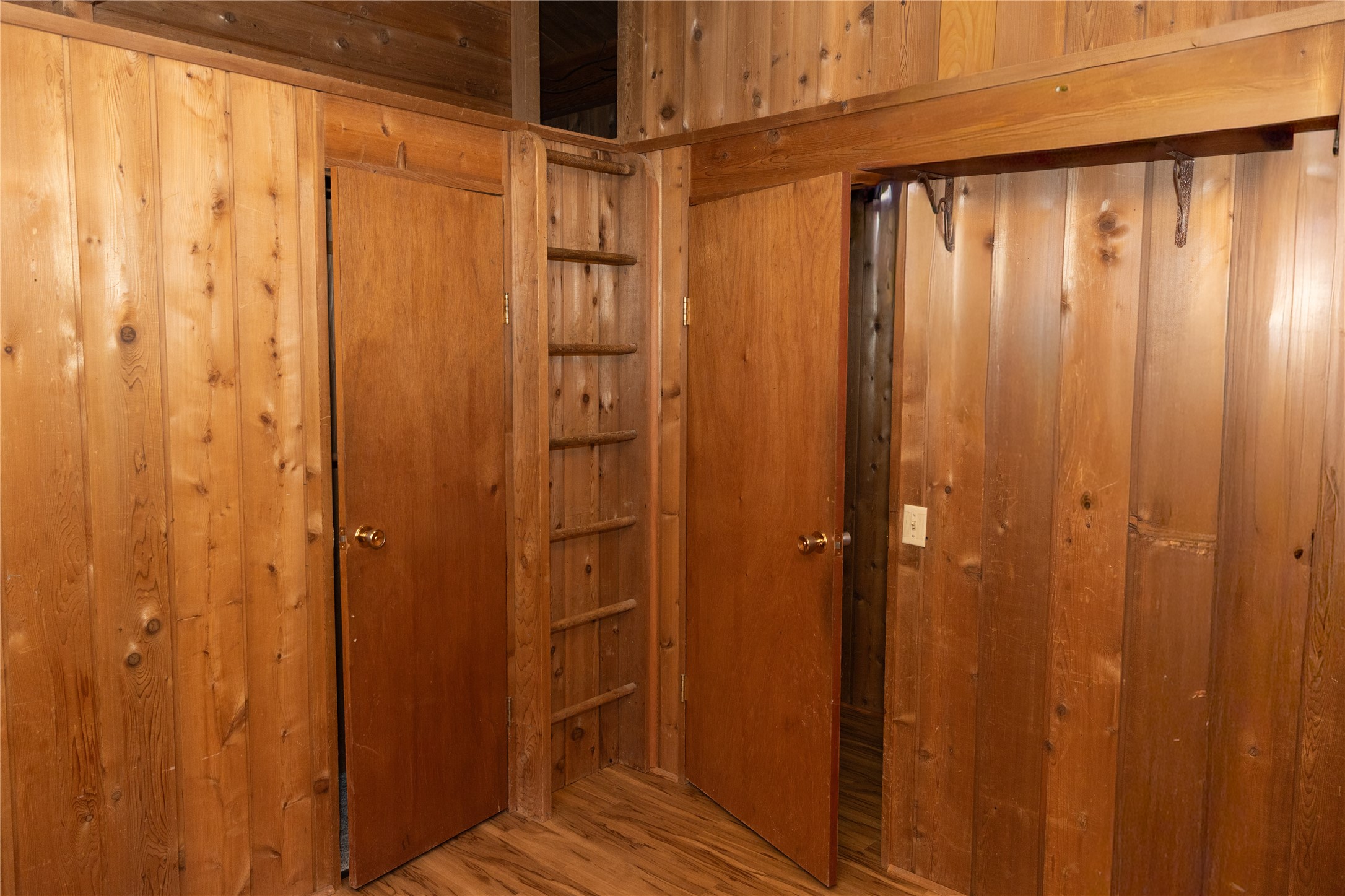 5671 Kootenai River Road Property Photo 16