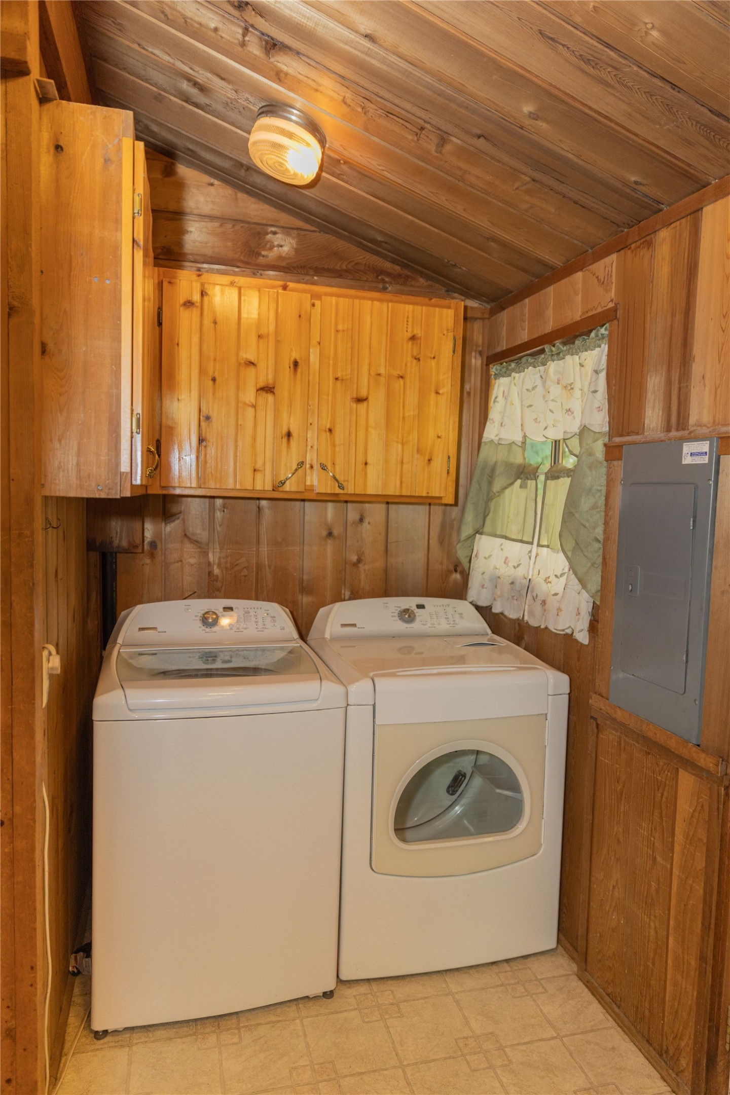 5671 Kootenai River Road Property Photo 20
