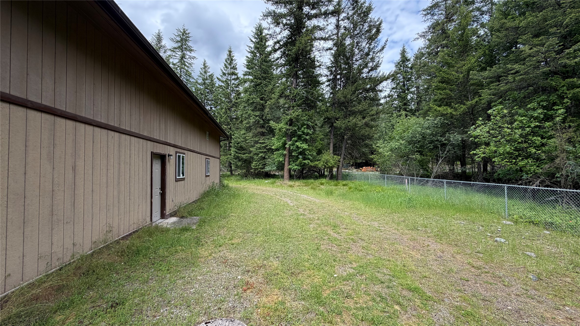5671 Kootenai River Road Property Photo 51