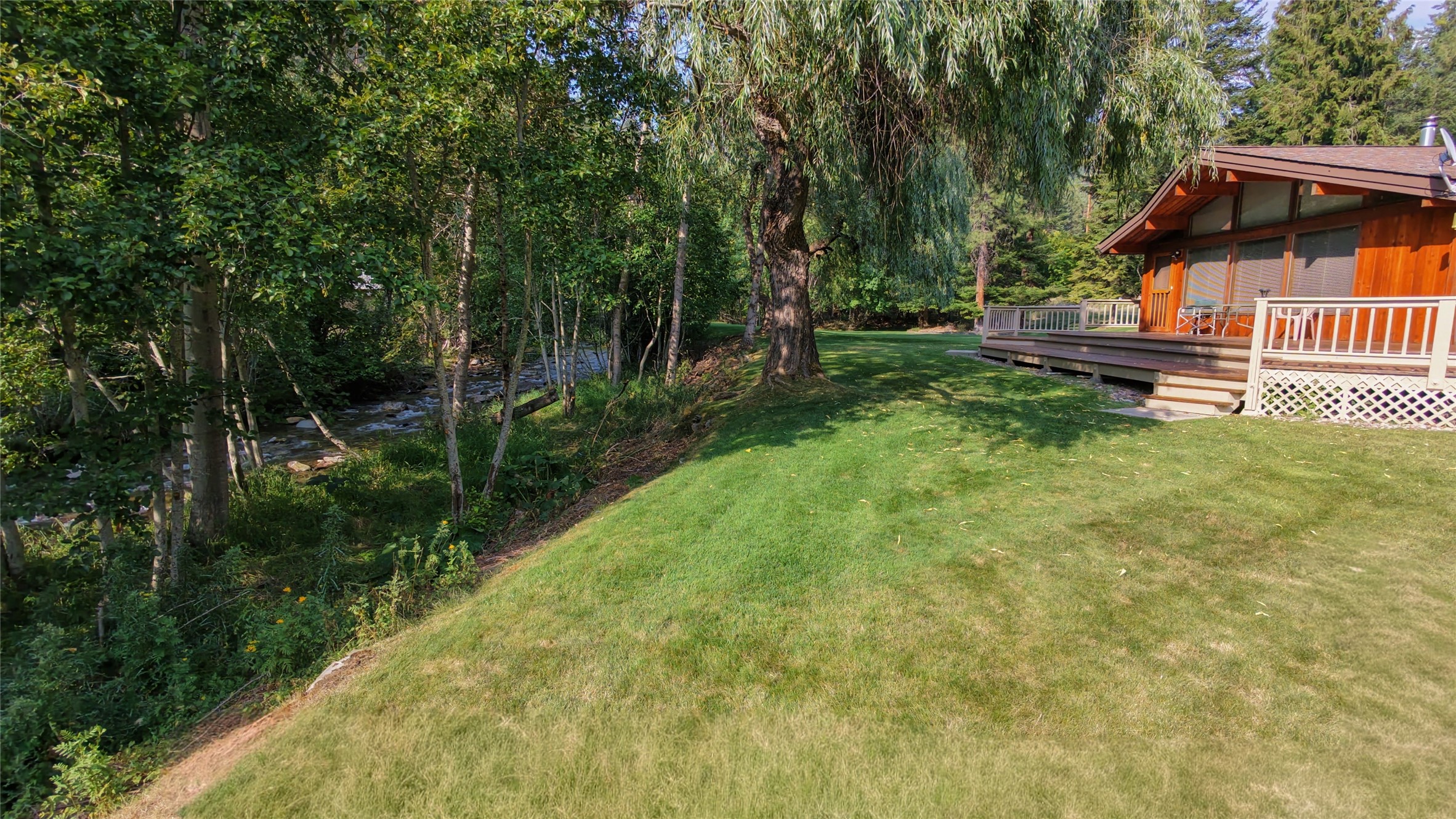 5671 Kootenai River Road Property Photo 56