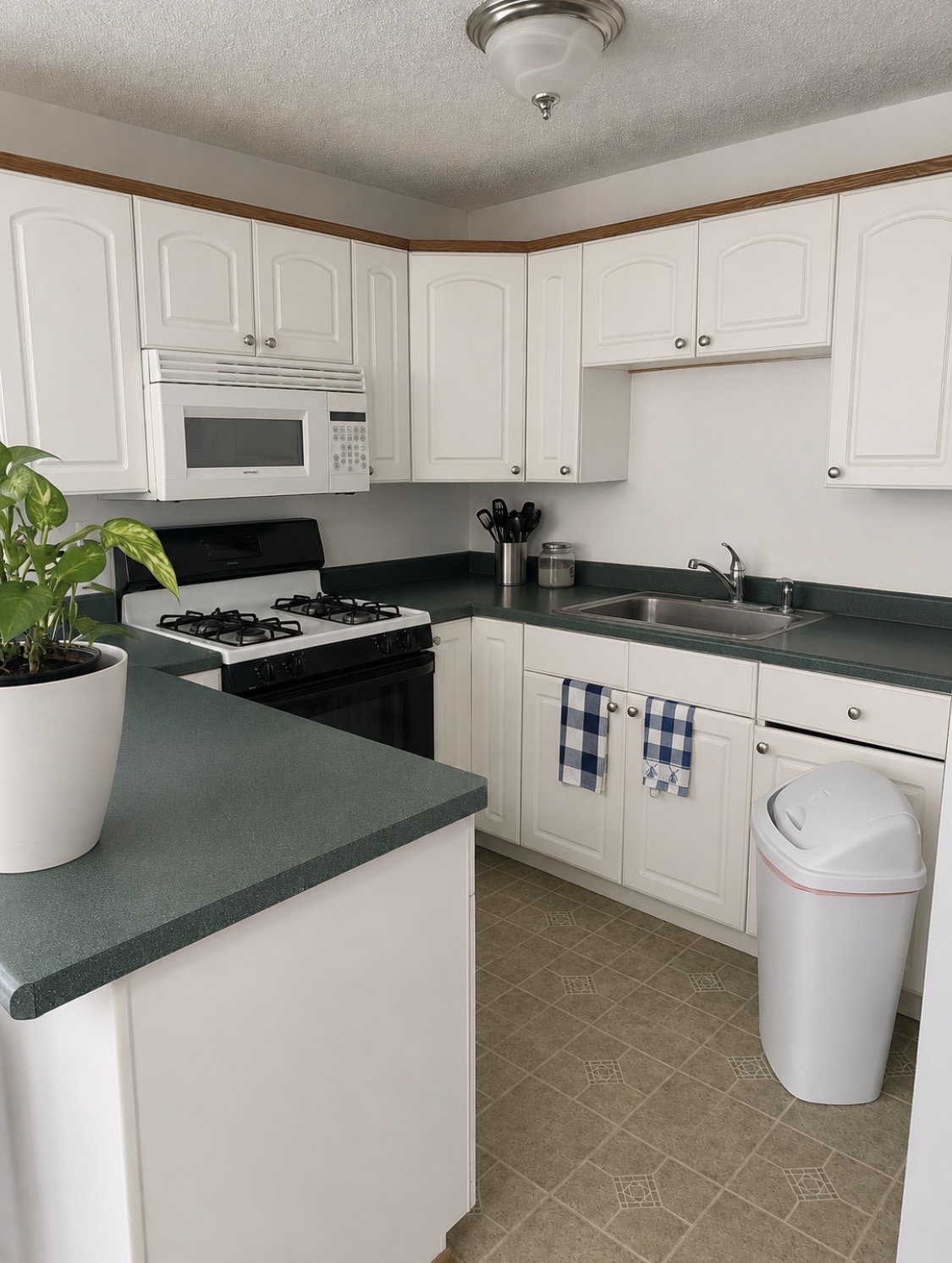 171 Edward Lane Property Photo 24