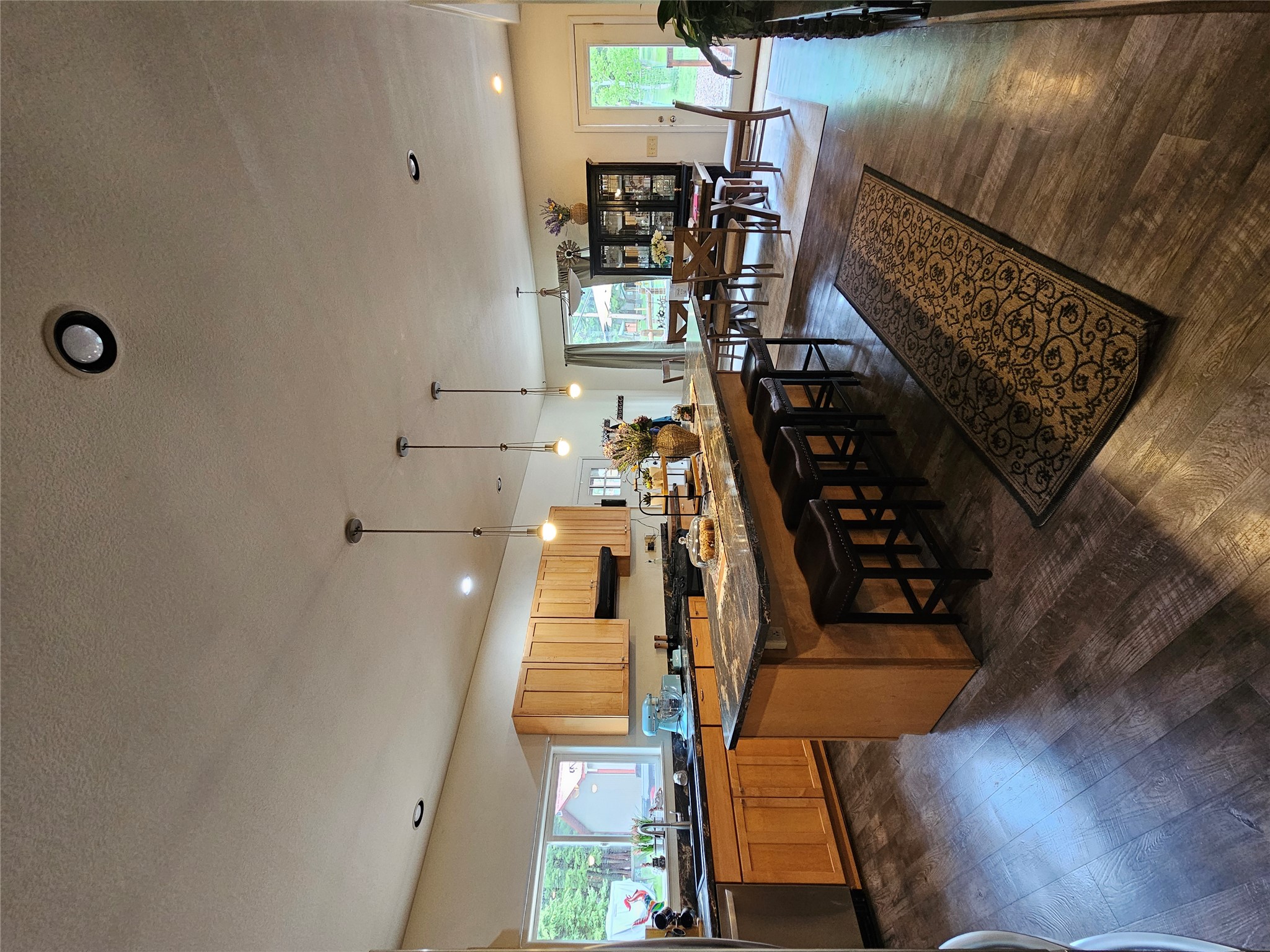 229 3rd Avenue Property Photo 8