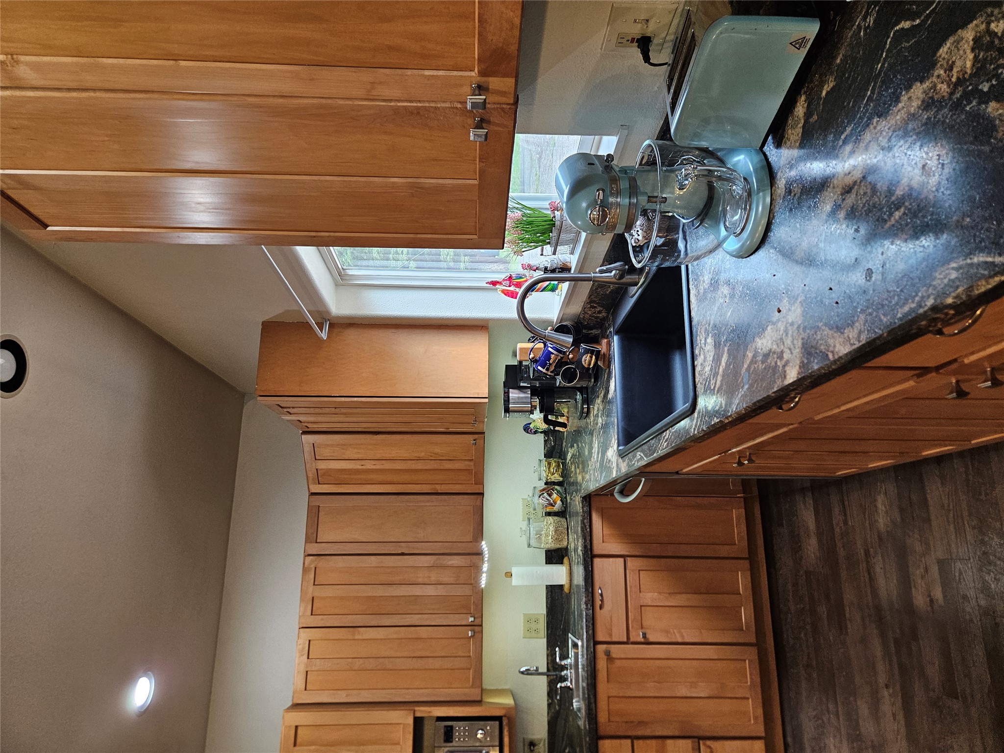 229 3rd Avenue Property Photo 10