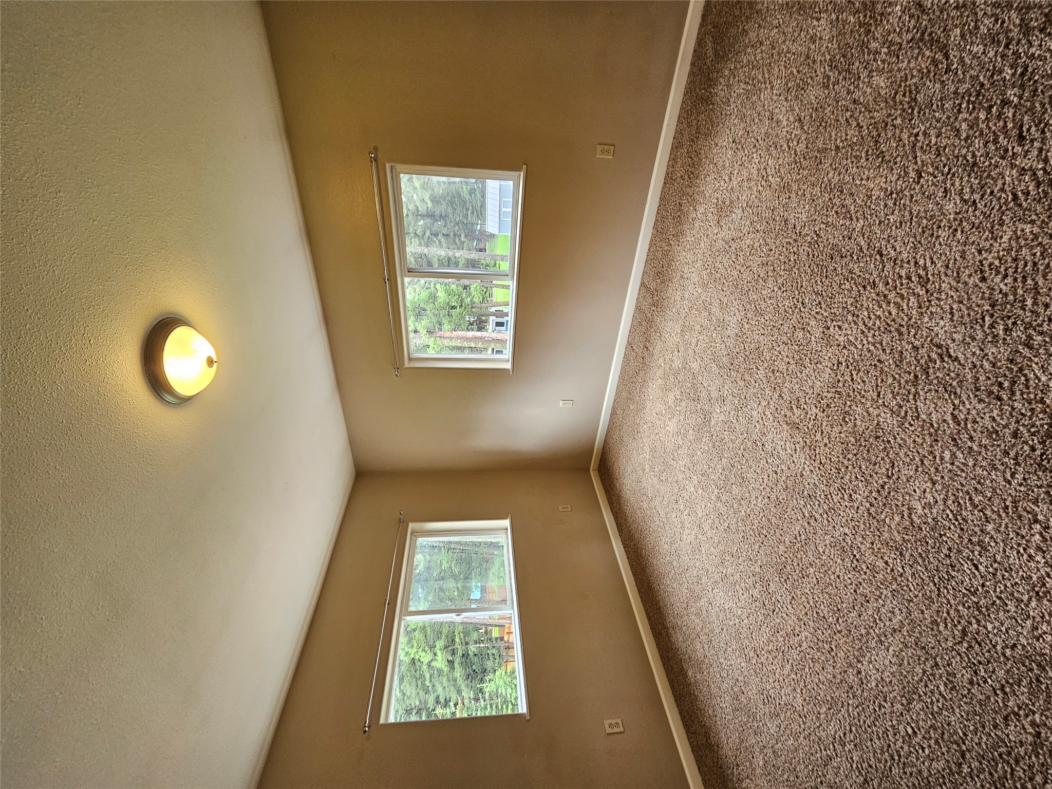 229 3rd Avenue Property Photo 24
