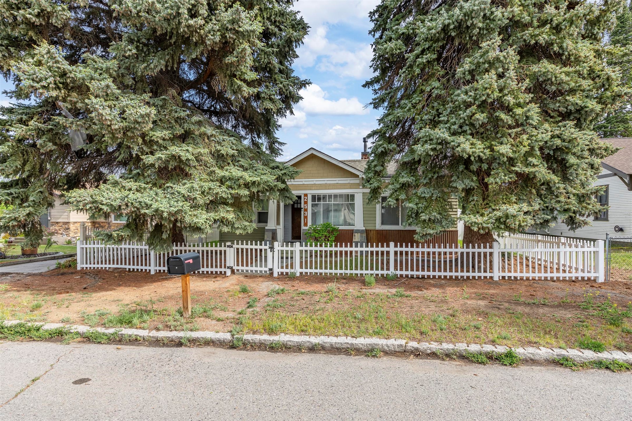 2531 Harvard Avenue Property Photo 1
