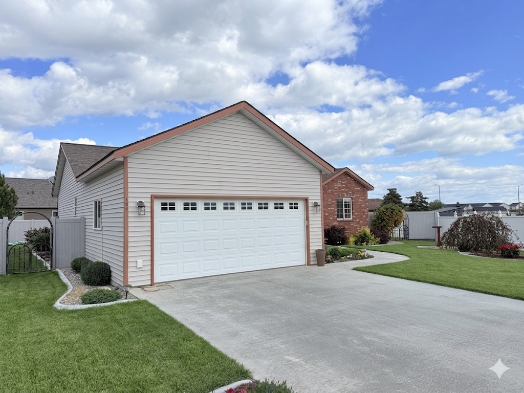 107 Winners Way Property Photo 2