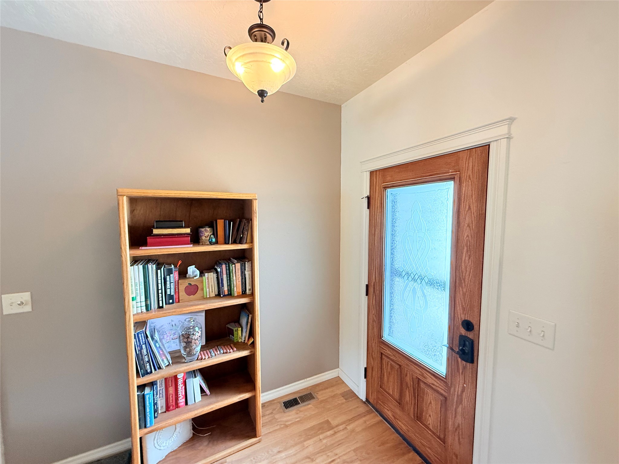 107 Winners Way Property Photo 8