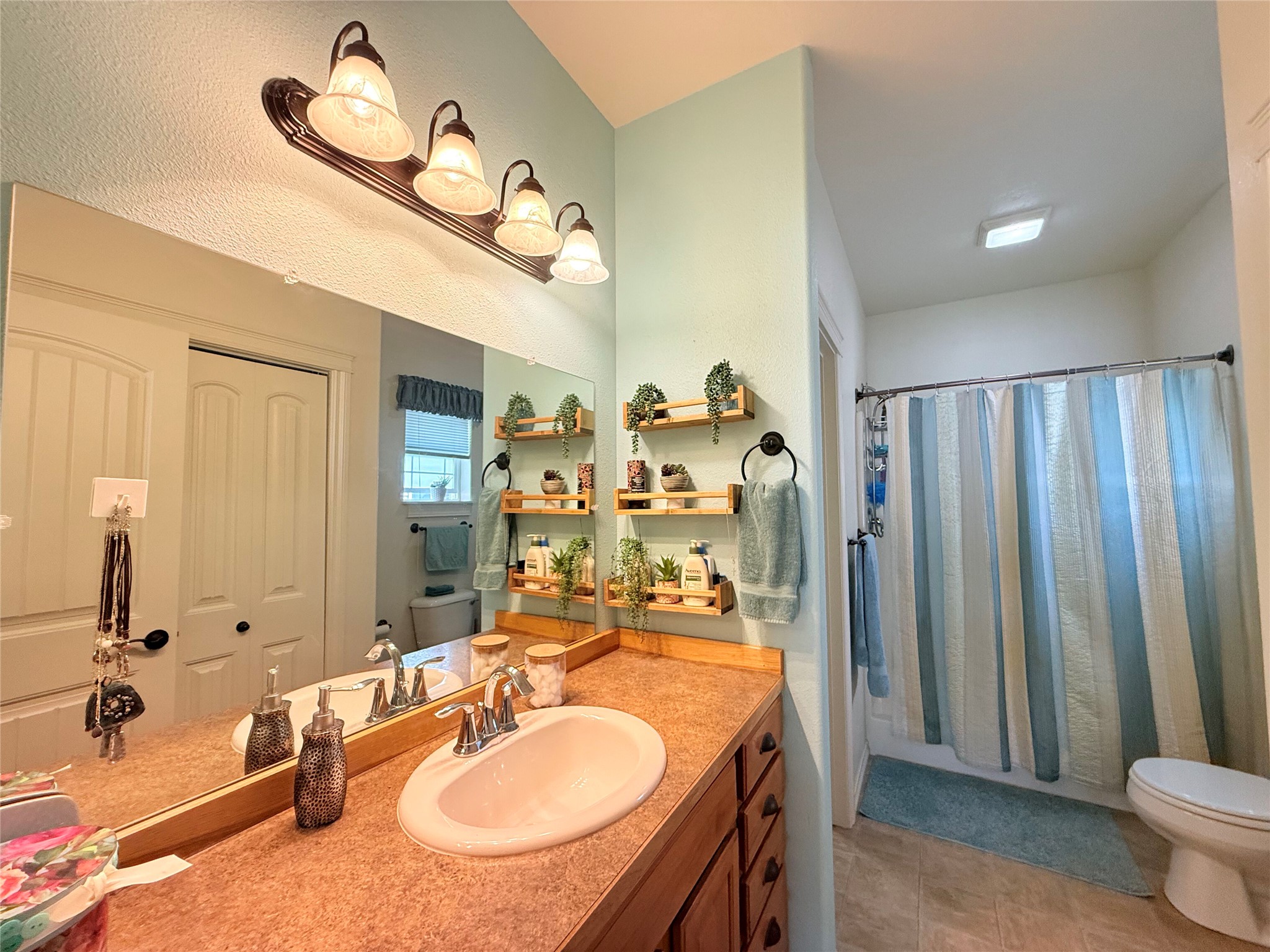 107 Winners Way Property Photo 25