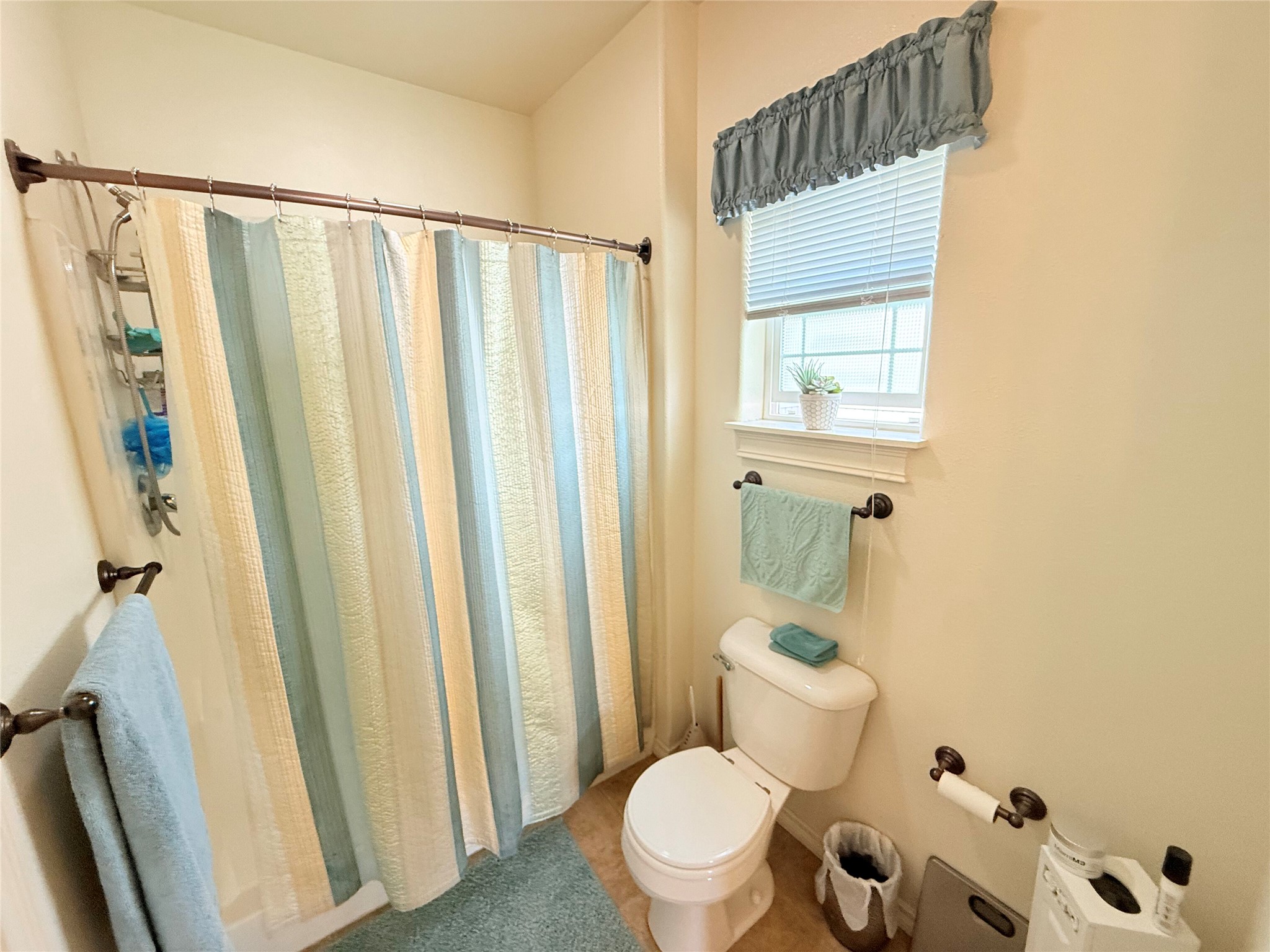 107 Winners Way Property Photo 26