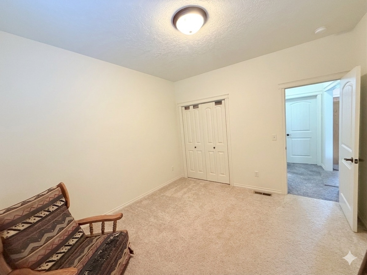 107 Winners Way Property Photo 34