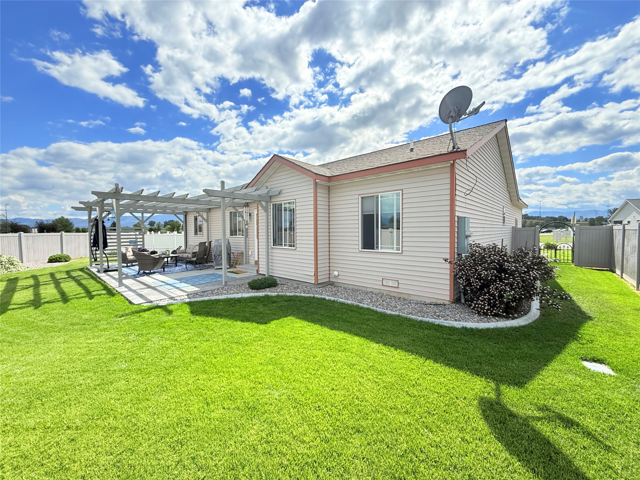 107 Winners Way Property Photo 35