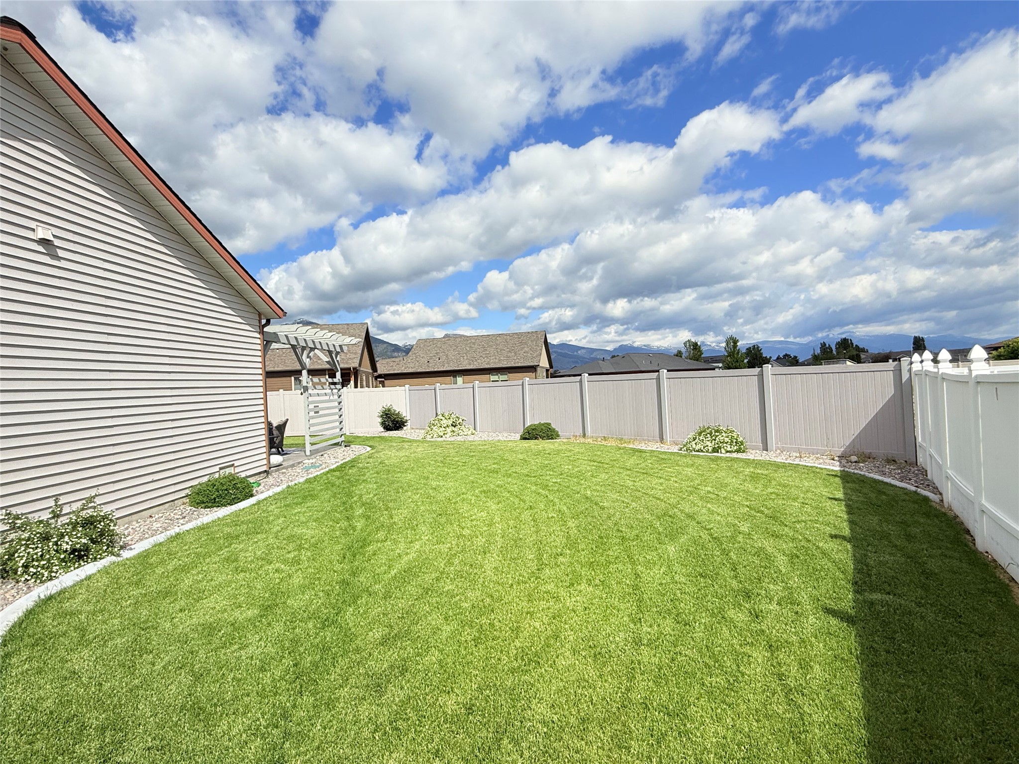 107 Winners Way Property Photo 43