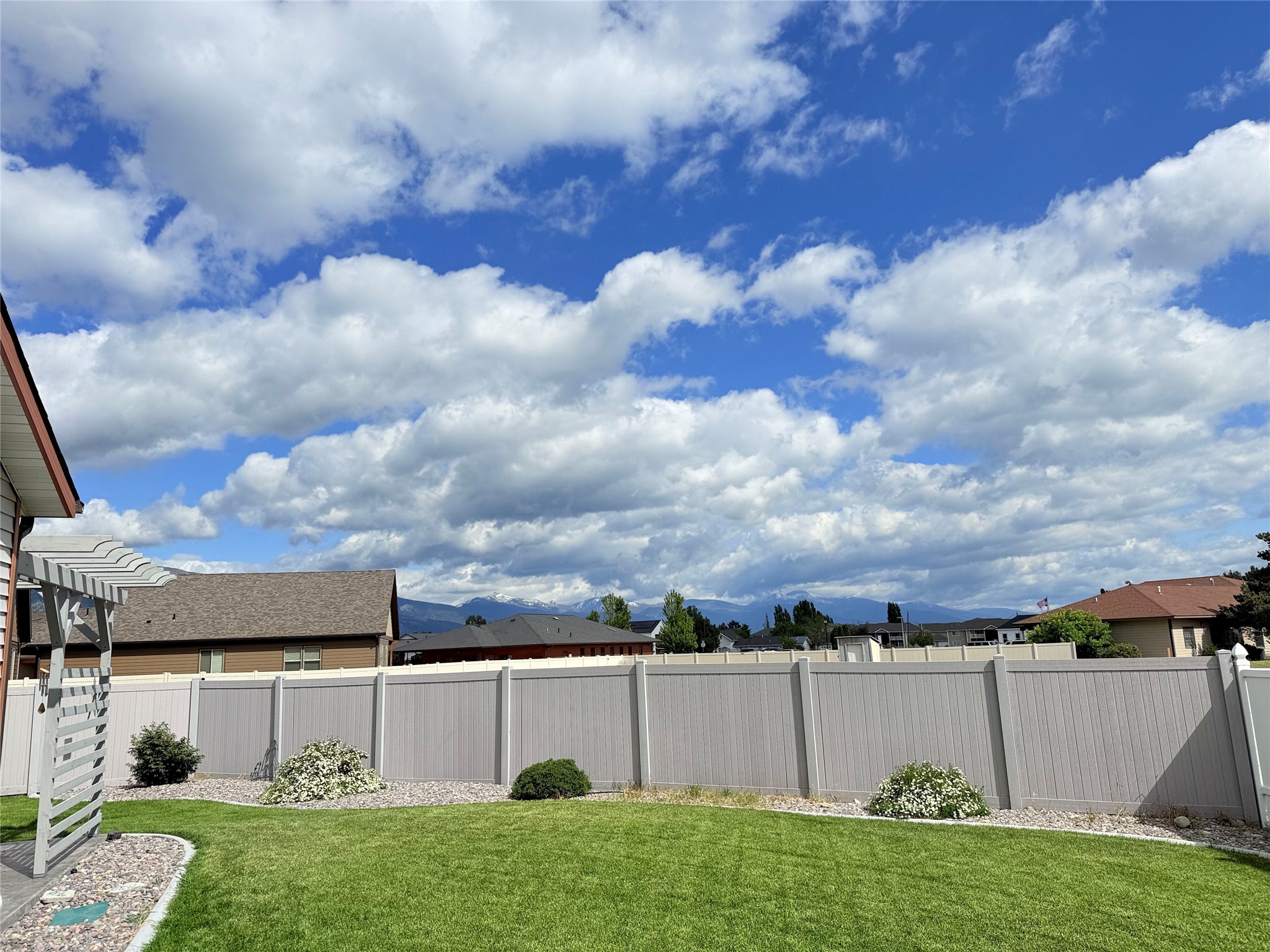 107 Winners Way Property Photo 44