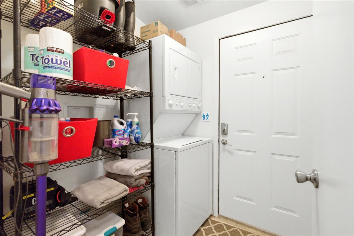 192 Kokanee Drive W Property Photo 18