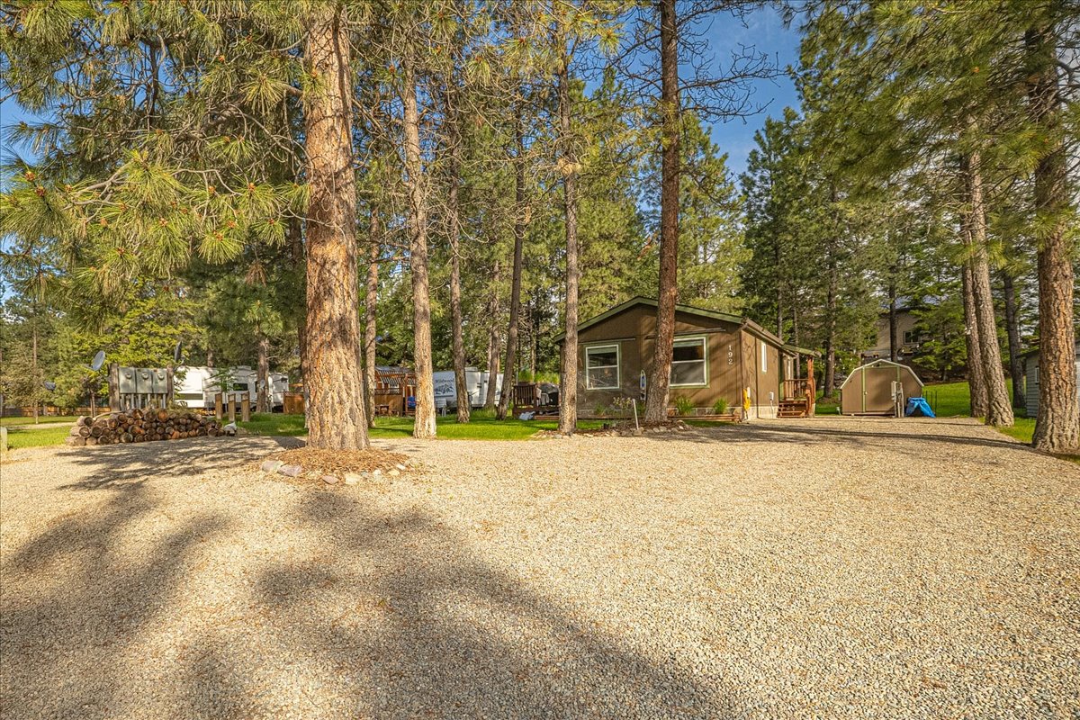 192 Kokanee Drive W Property Photo 19