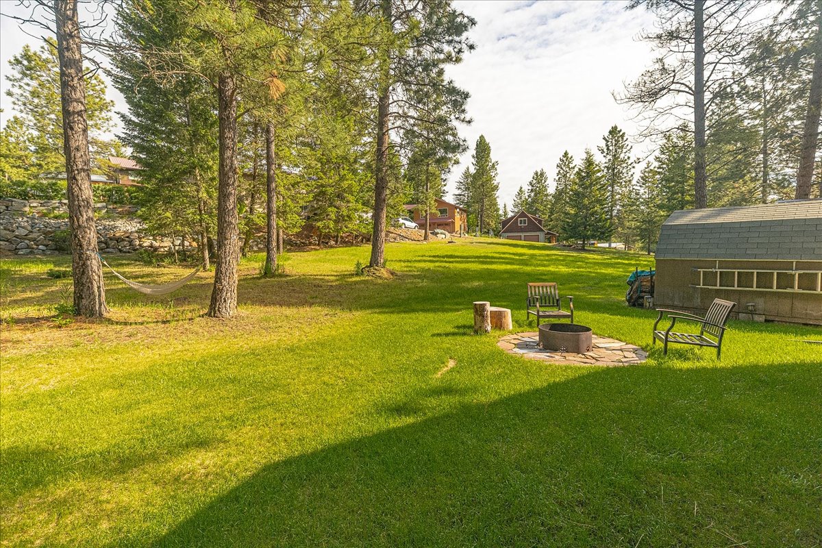 192 Kokanee Drive W Property Photo 24