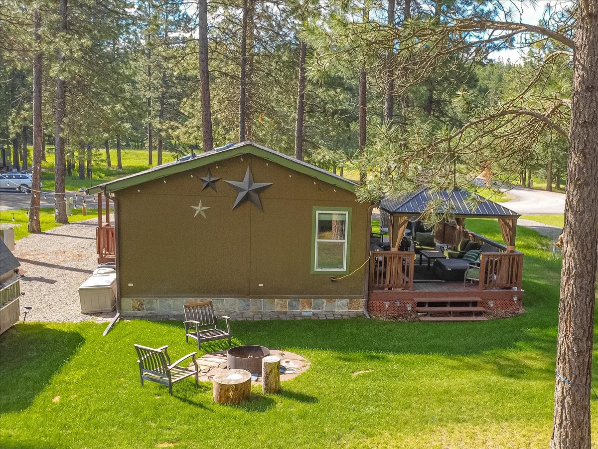 192 Kokanee Drive W Property Photo 25