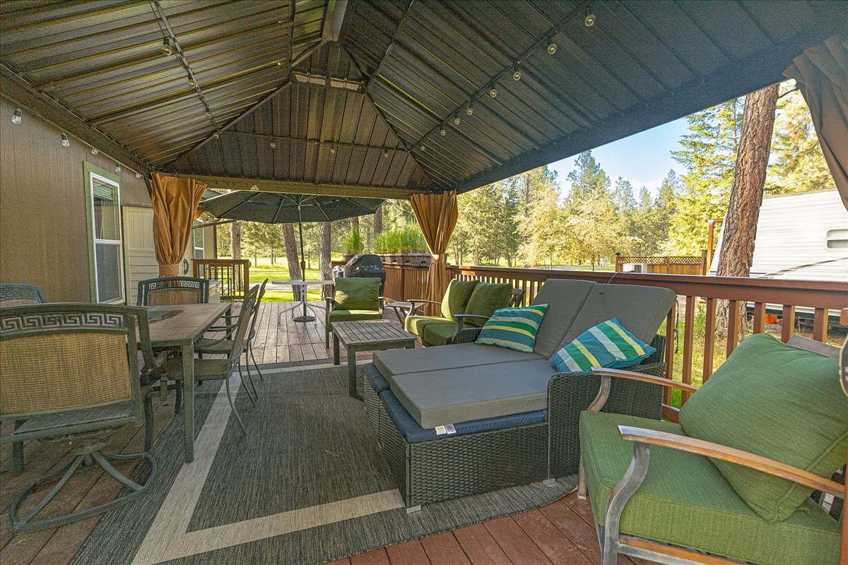 192 Kokanee Drive W Property Photo 32